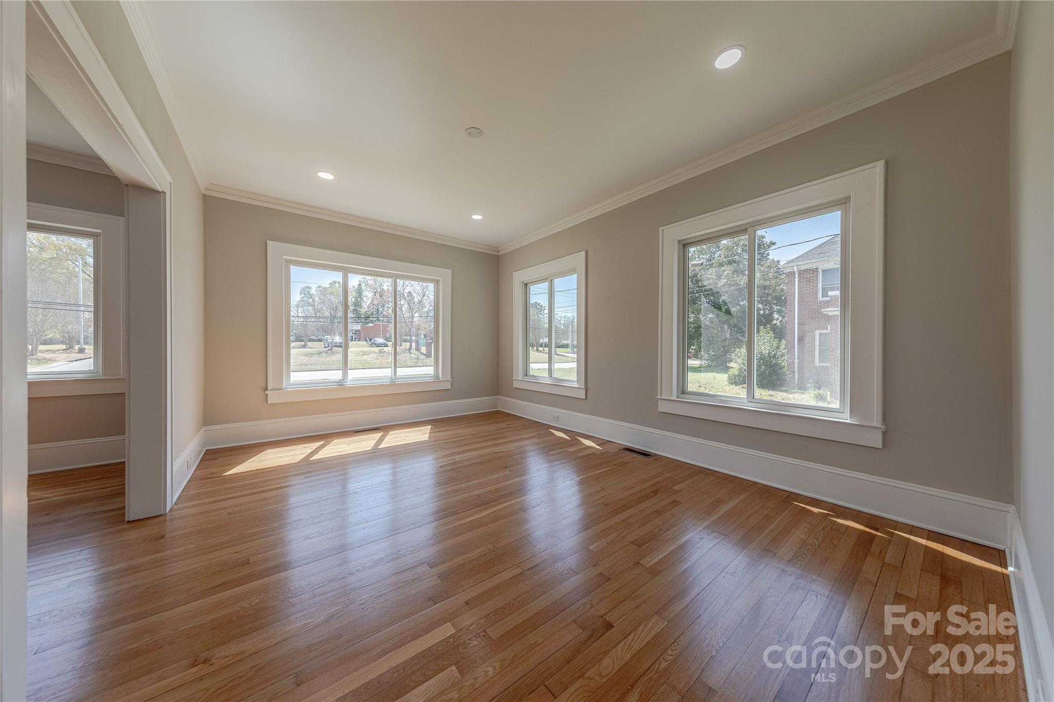 410 E Arch Street