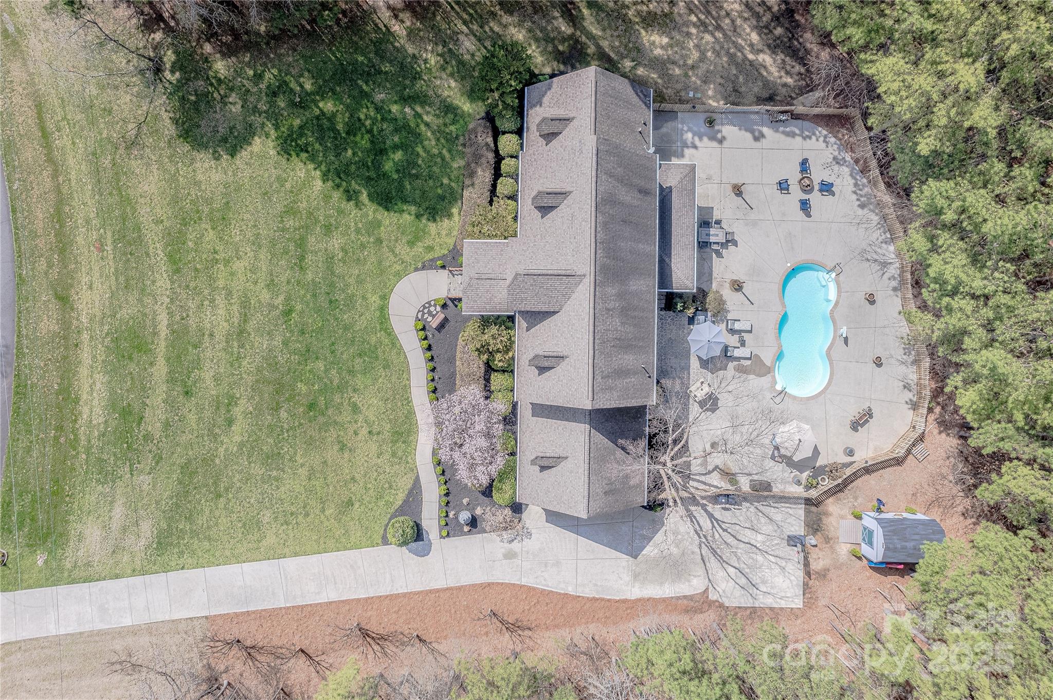 2174 Mckee Road