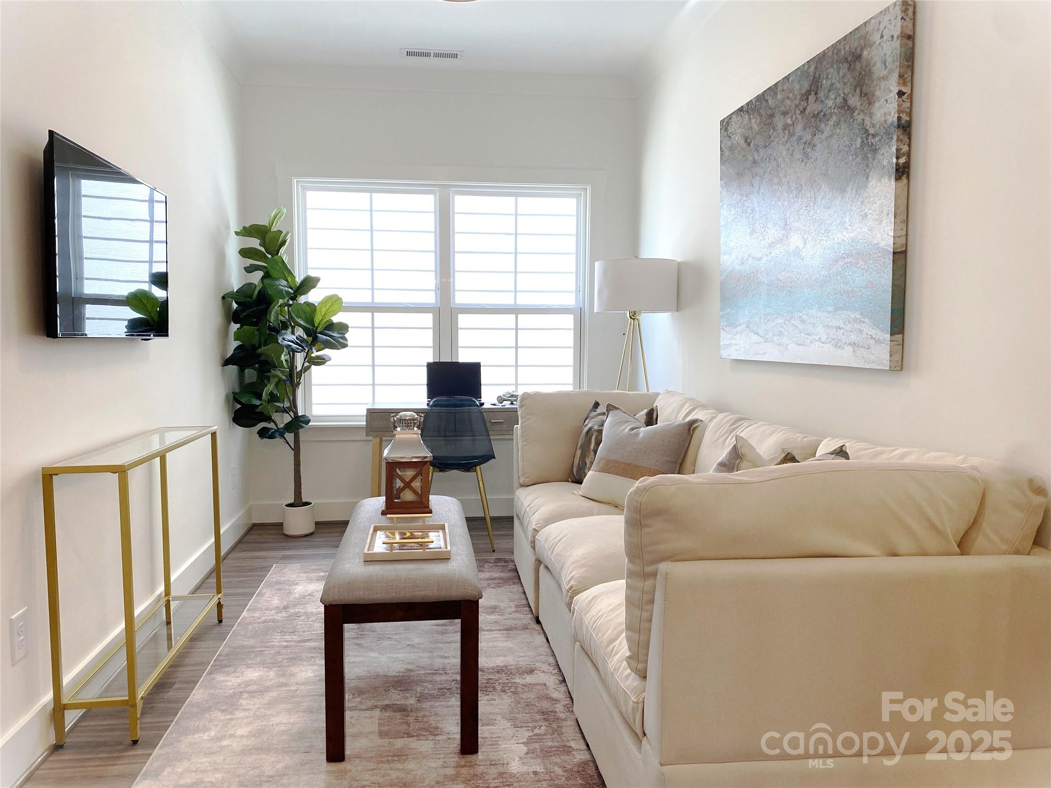 19044 Newburg Hill Road Unit: 26