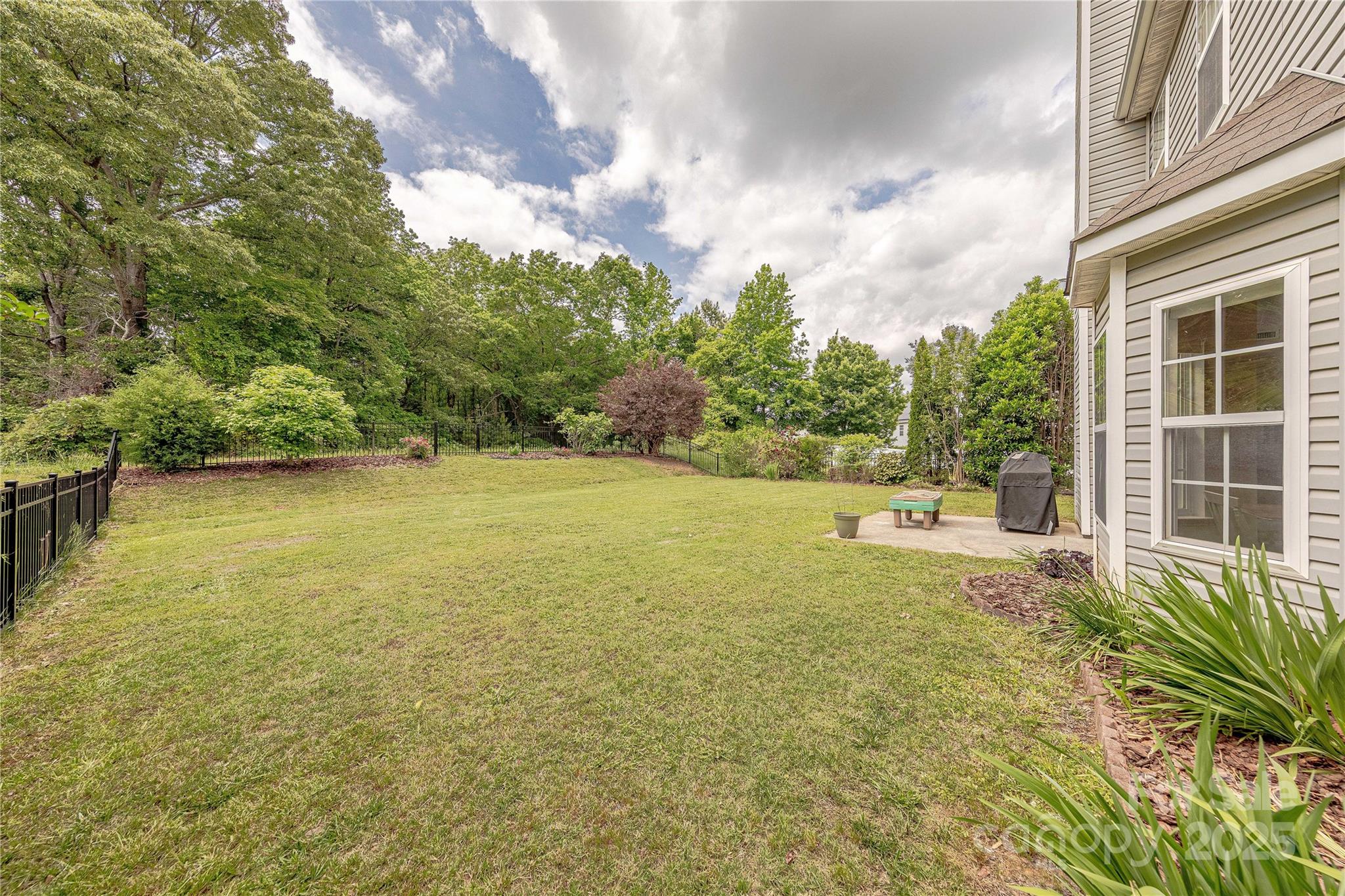 5707 Parkstone Drive