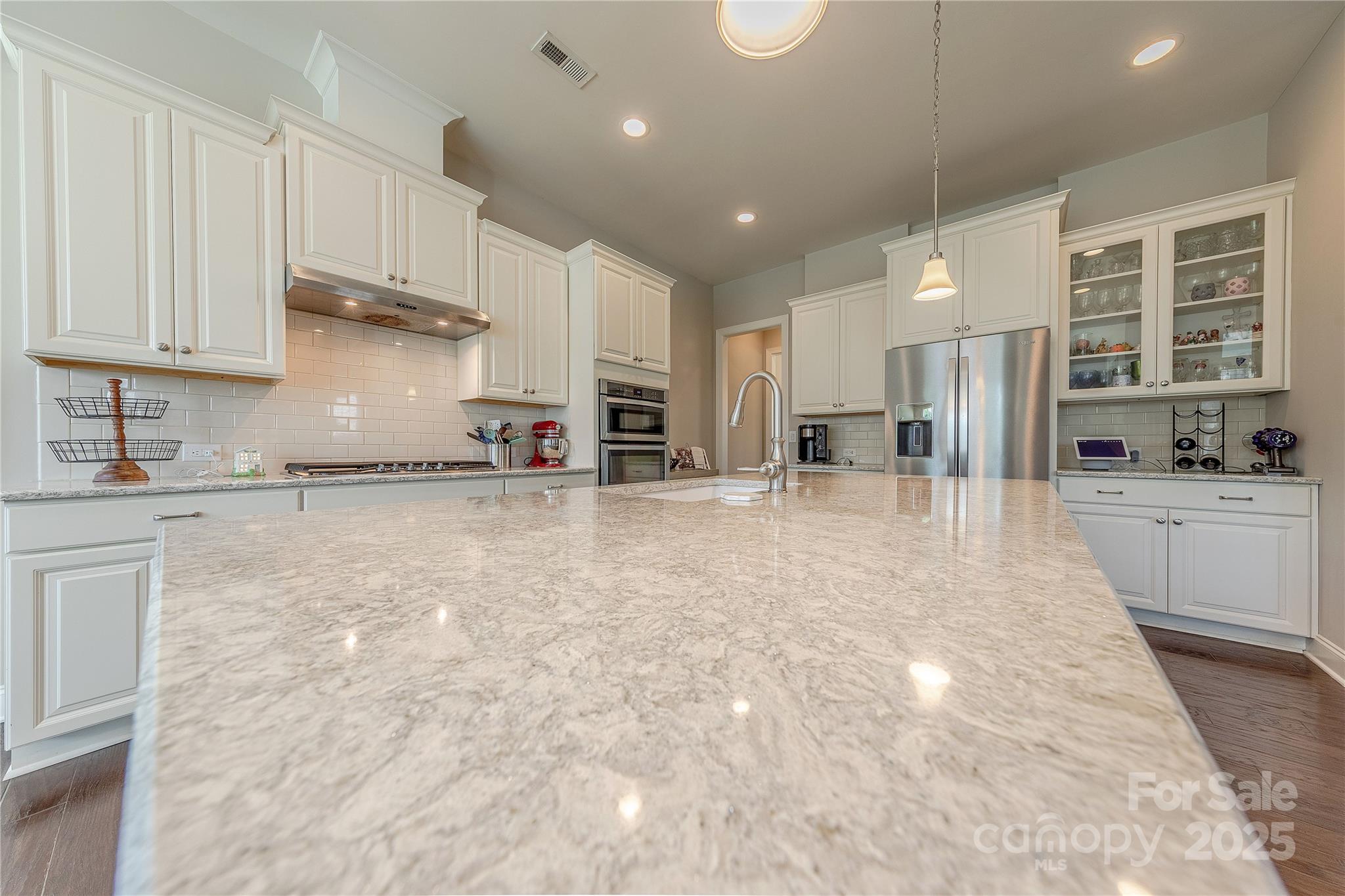 5250 Meadowcroft Way