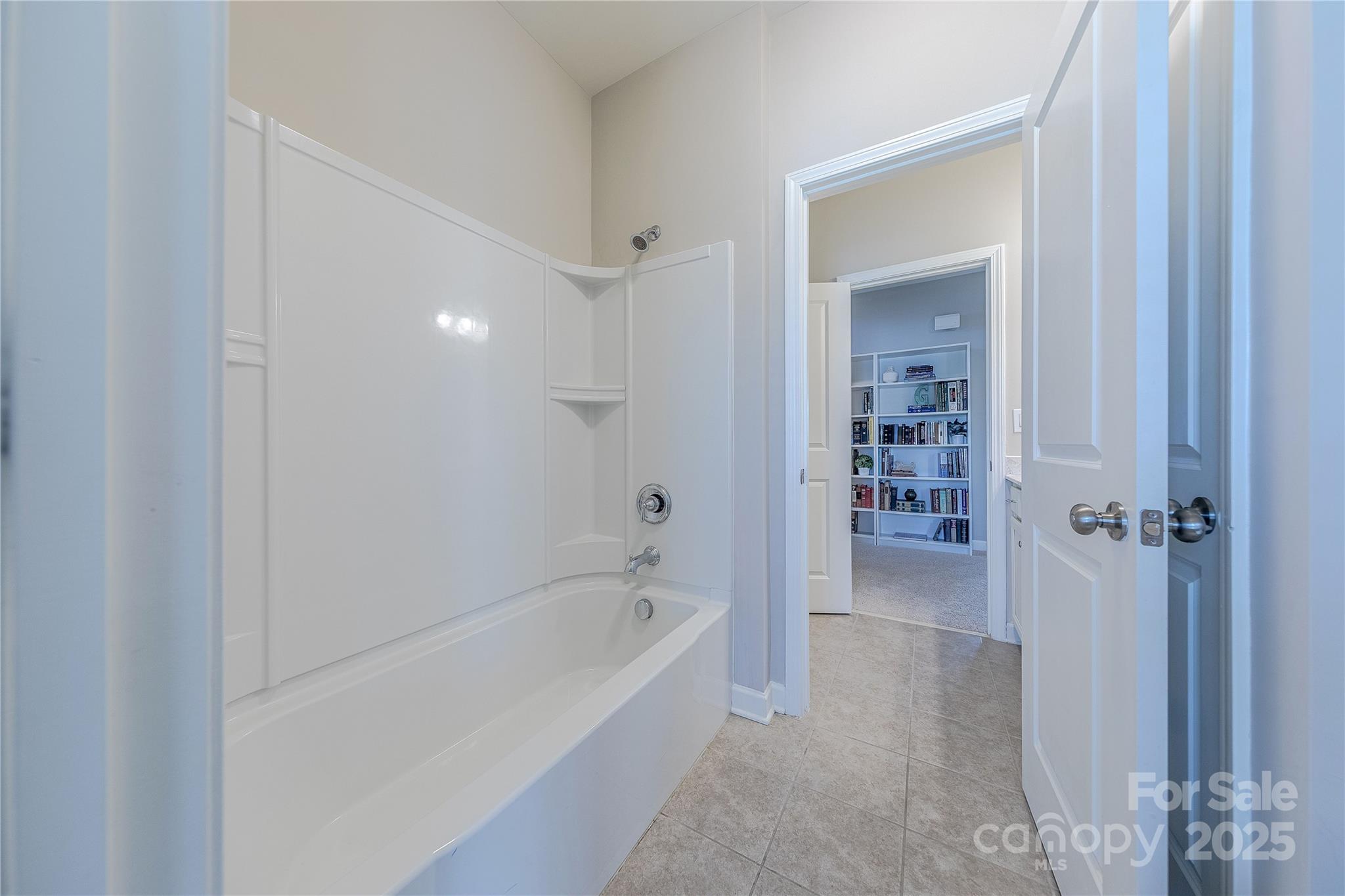 5250 Meadowcroft Way