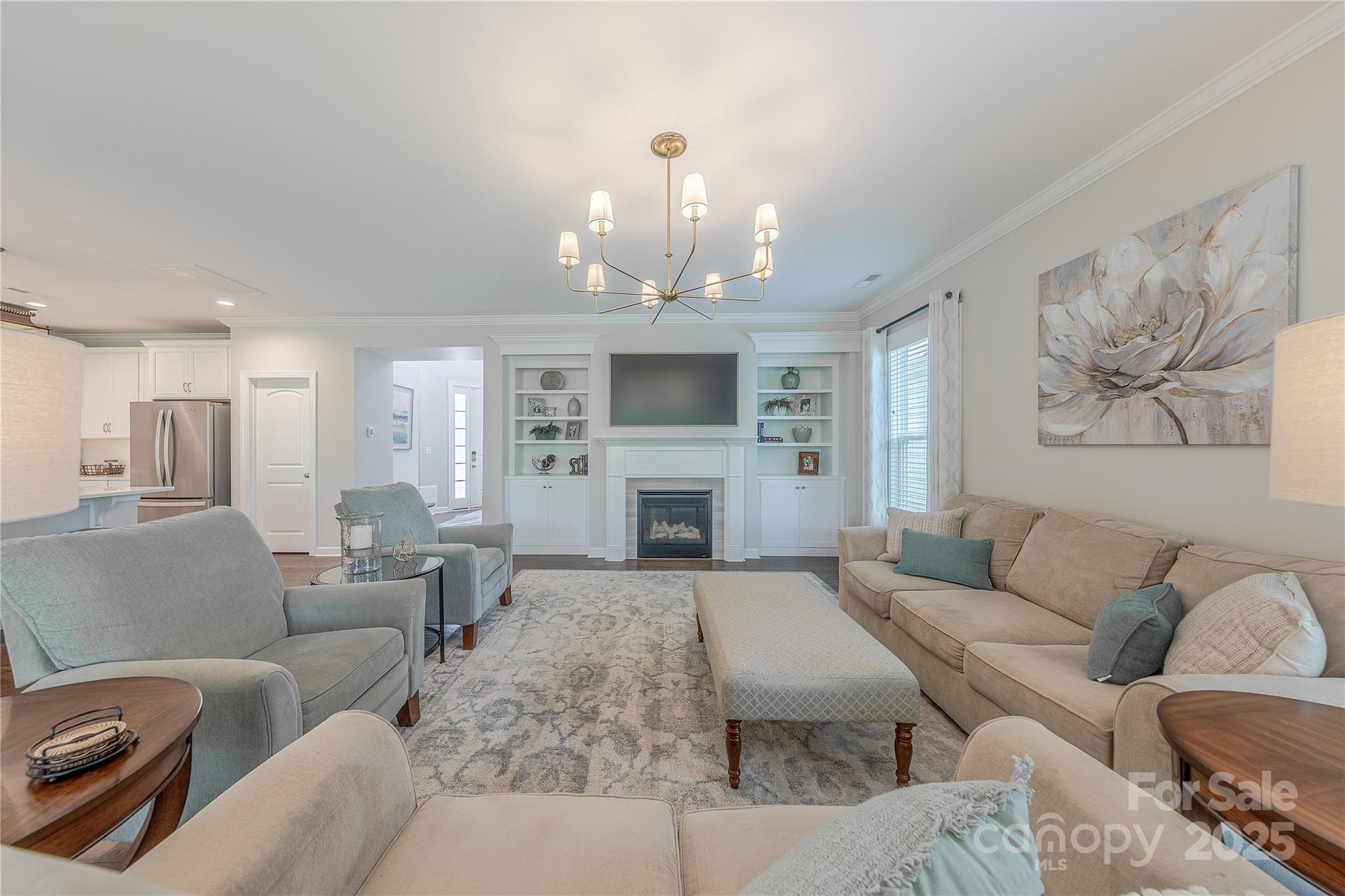 5128 Oakhaven Lane