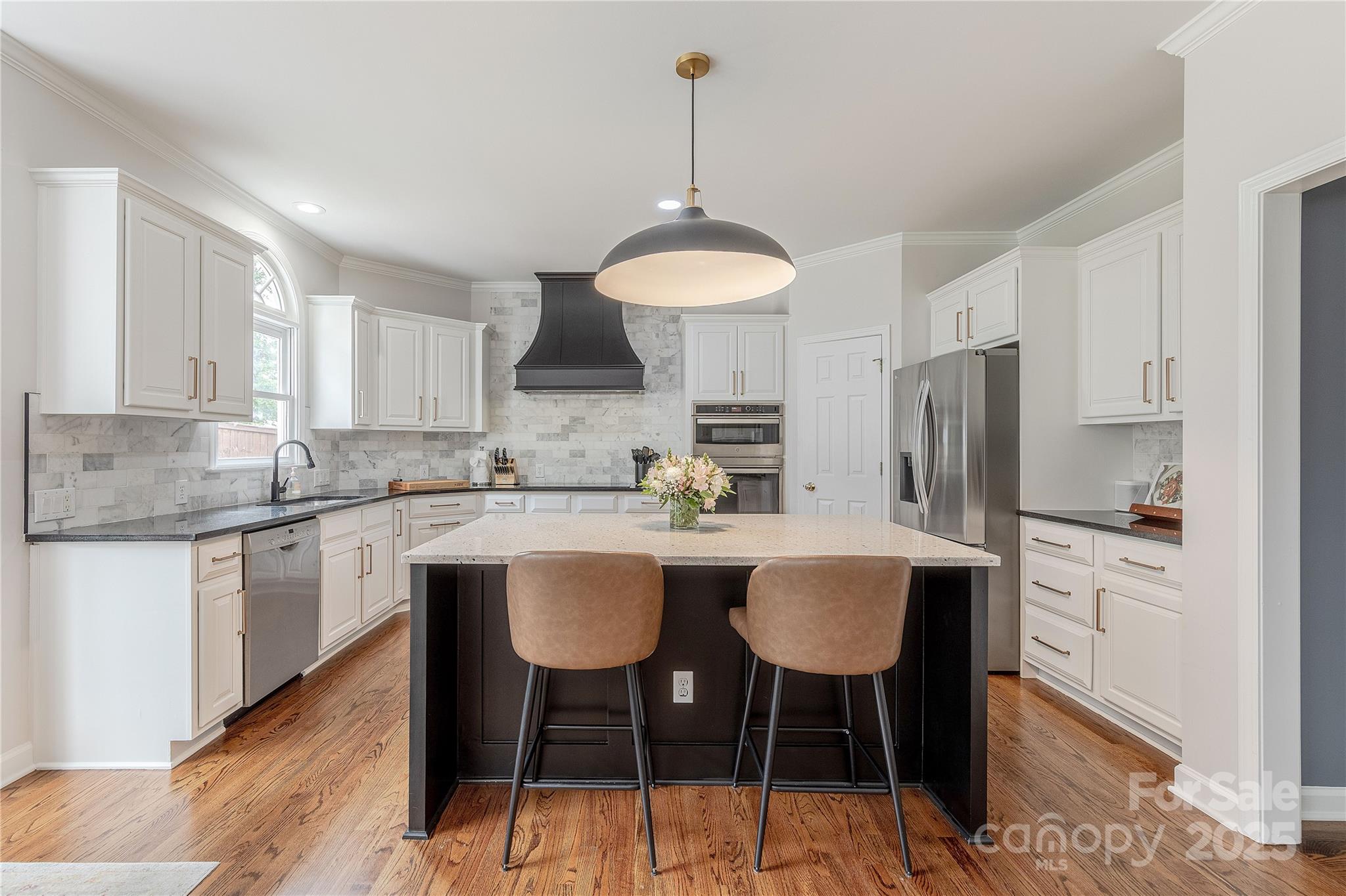 4117 Wallbrook Drive