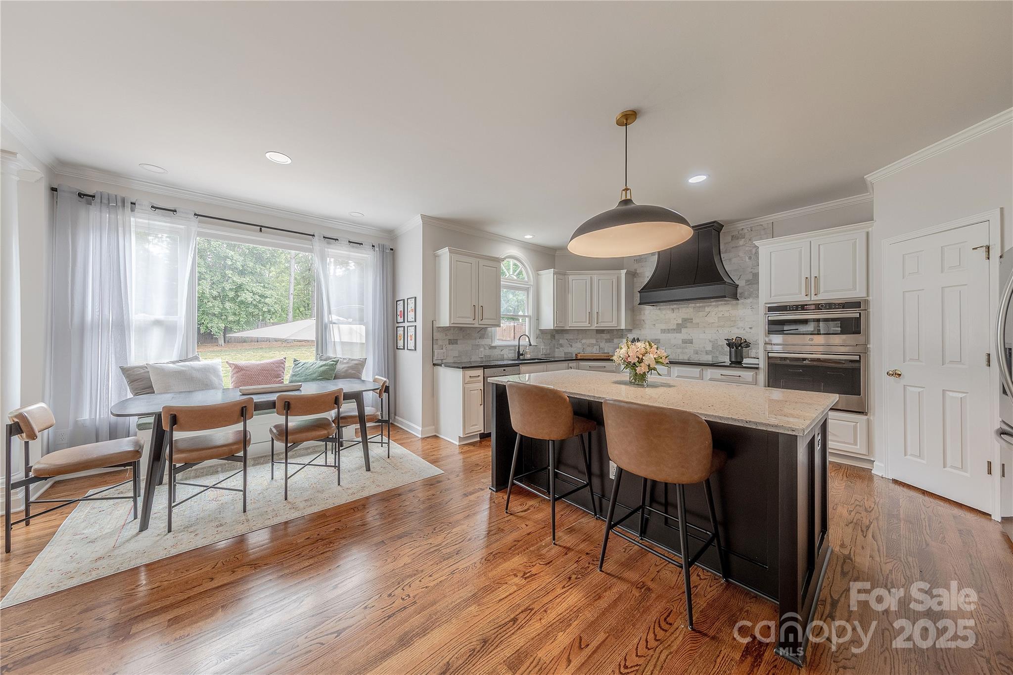 4117 Wallbrook Drive