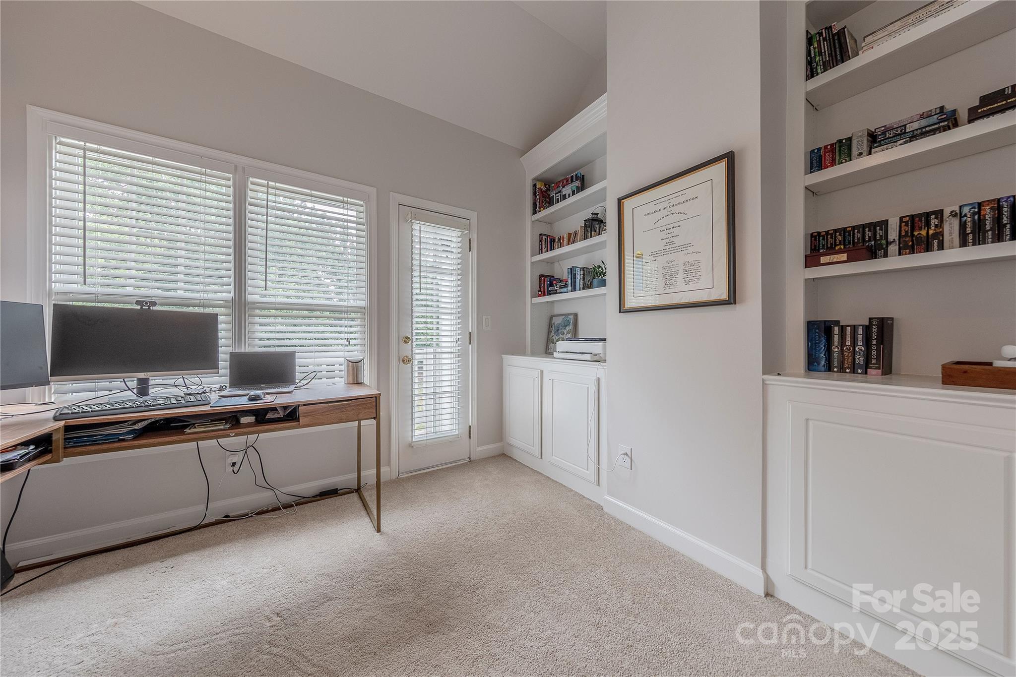 4117 Wallbrook Drive