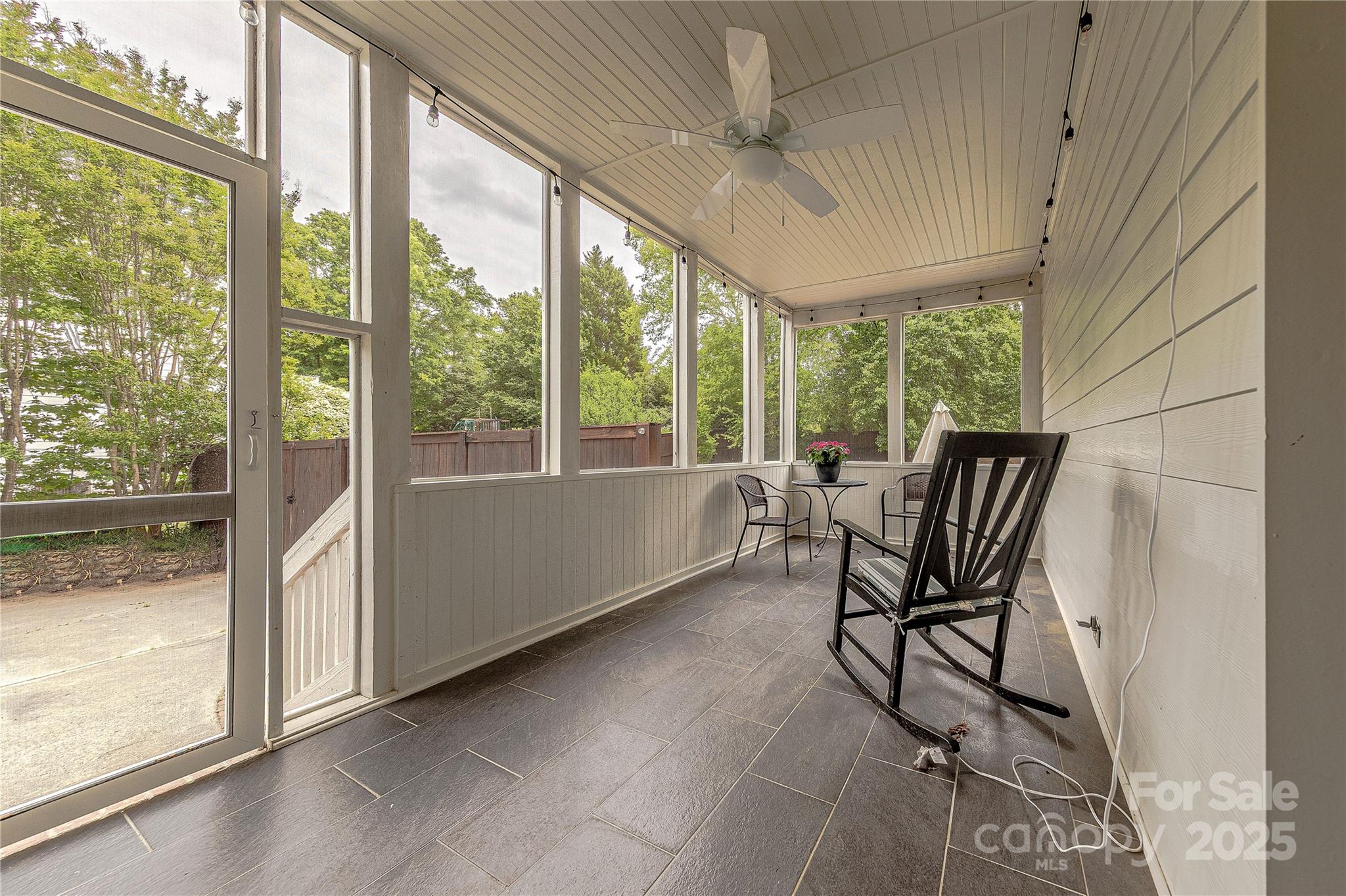 4117 Wallbrook Drive