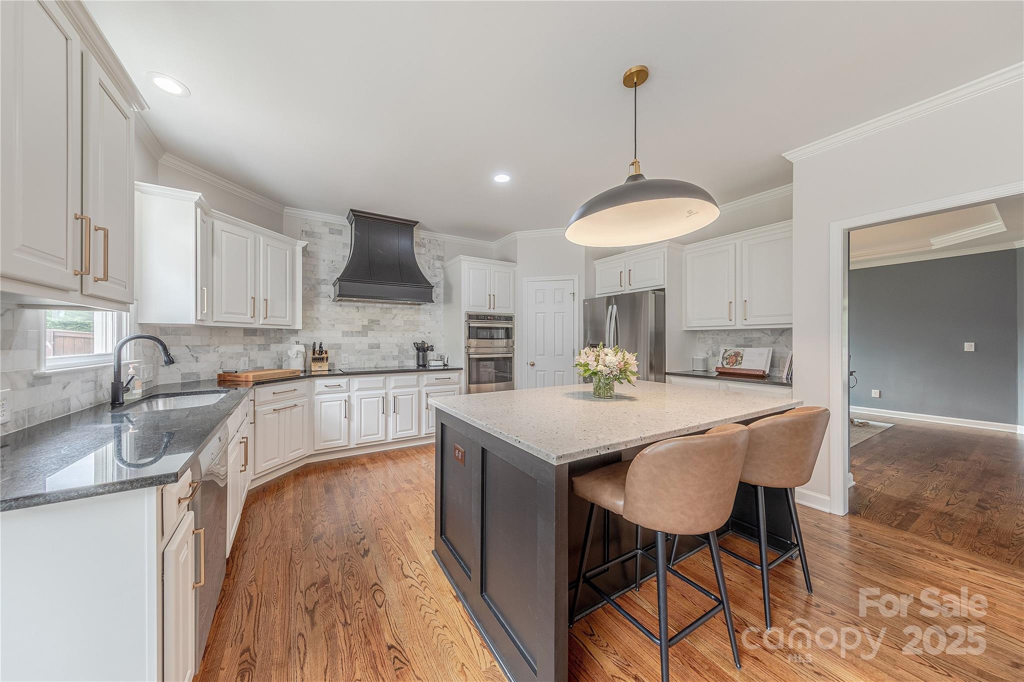 4117 Wallbrook Drive