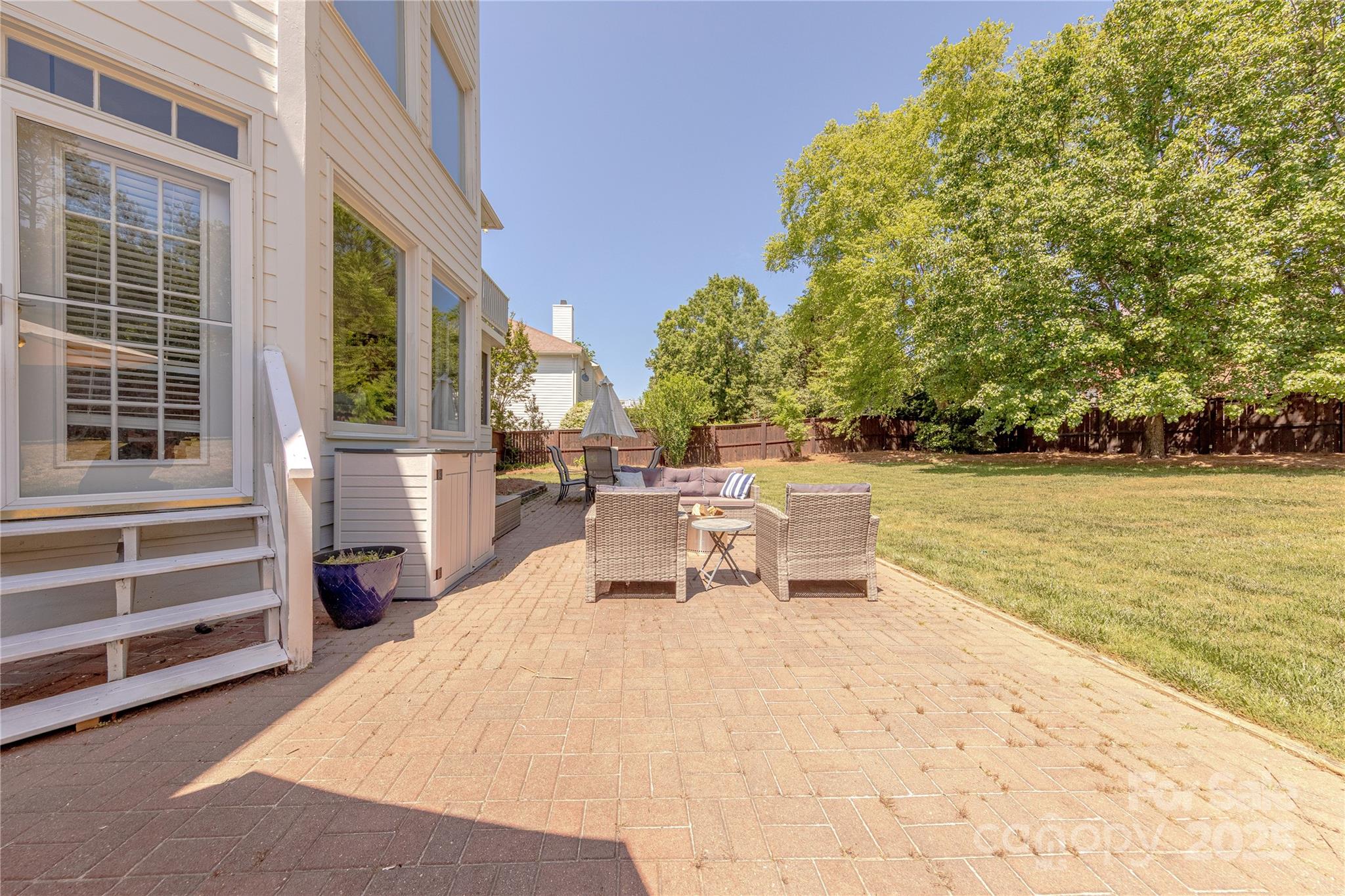 4117 Wallbrook Drive