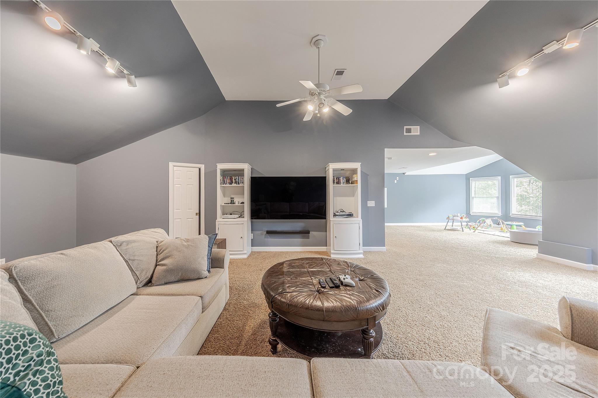 4117 Wallbrook Drive