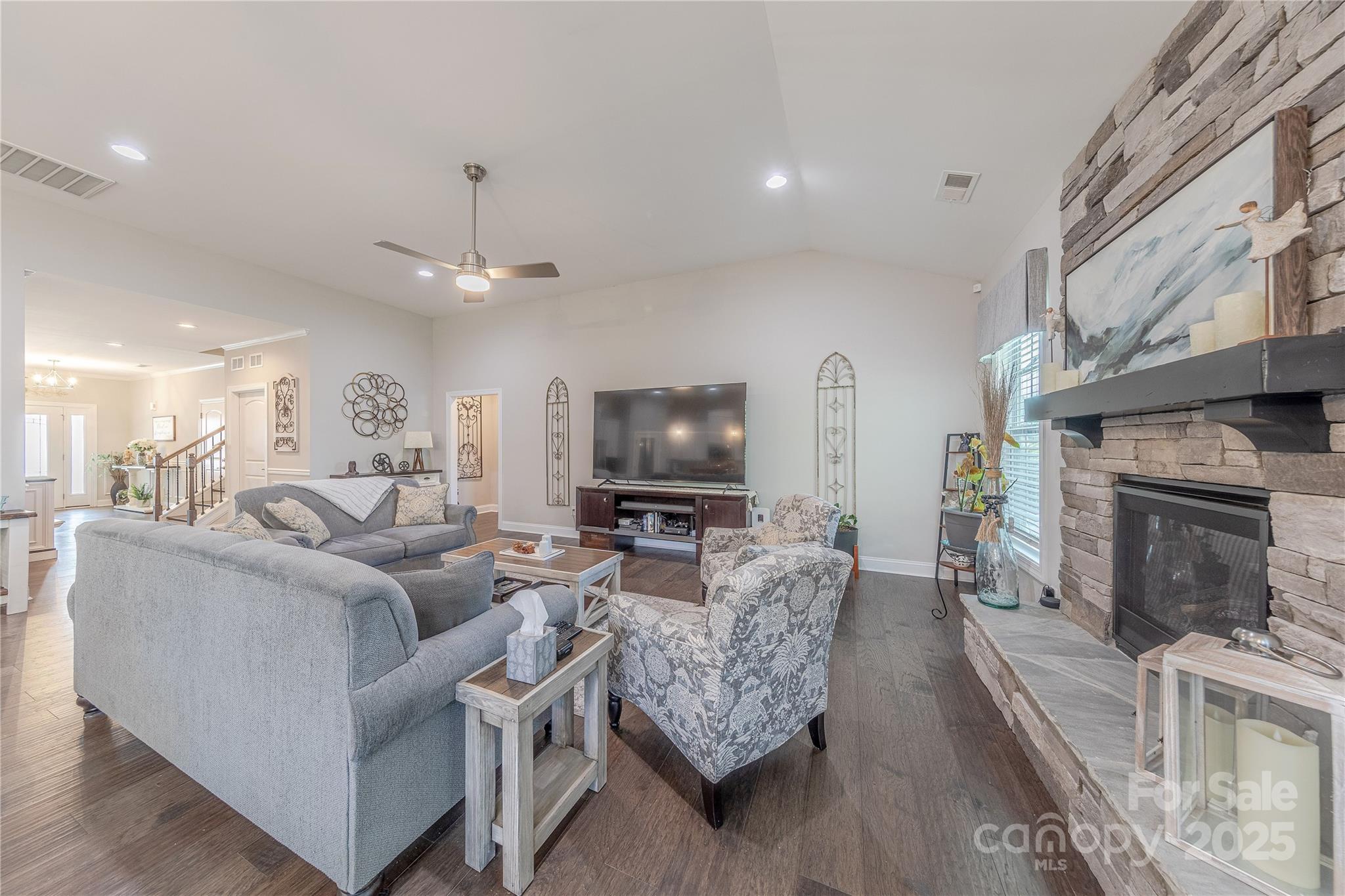 1022 Curling Creek Drive