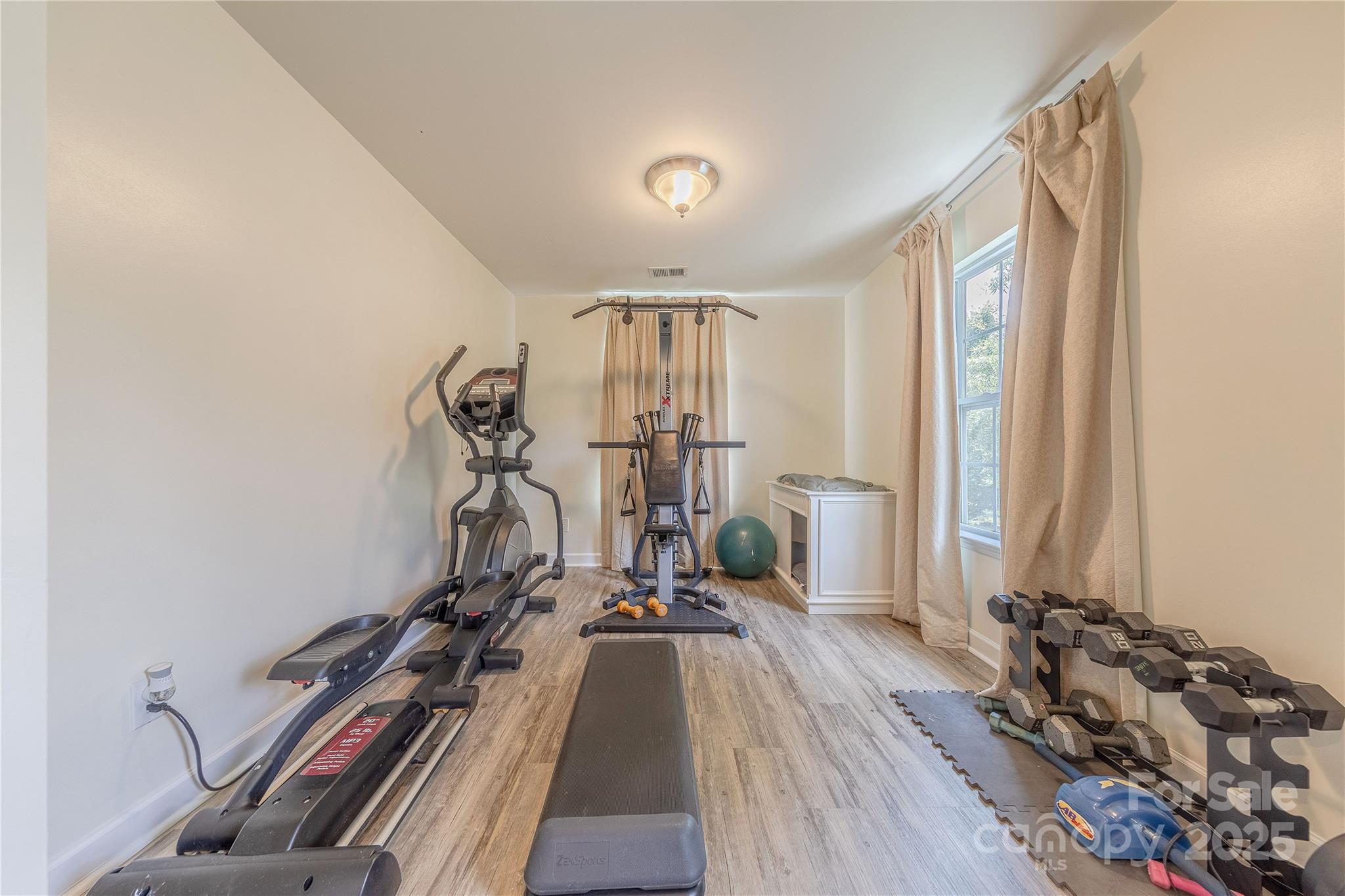516 Fair Oaks Drive