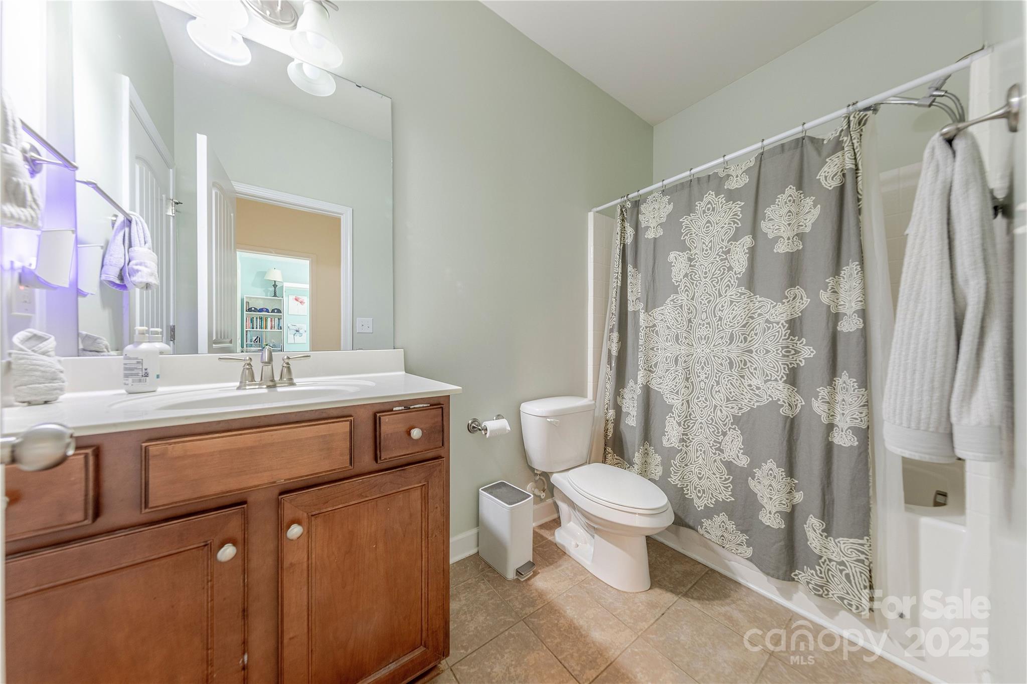 516 Fair Oaks Drive