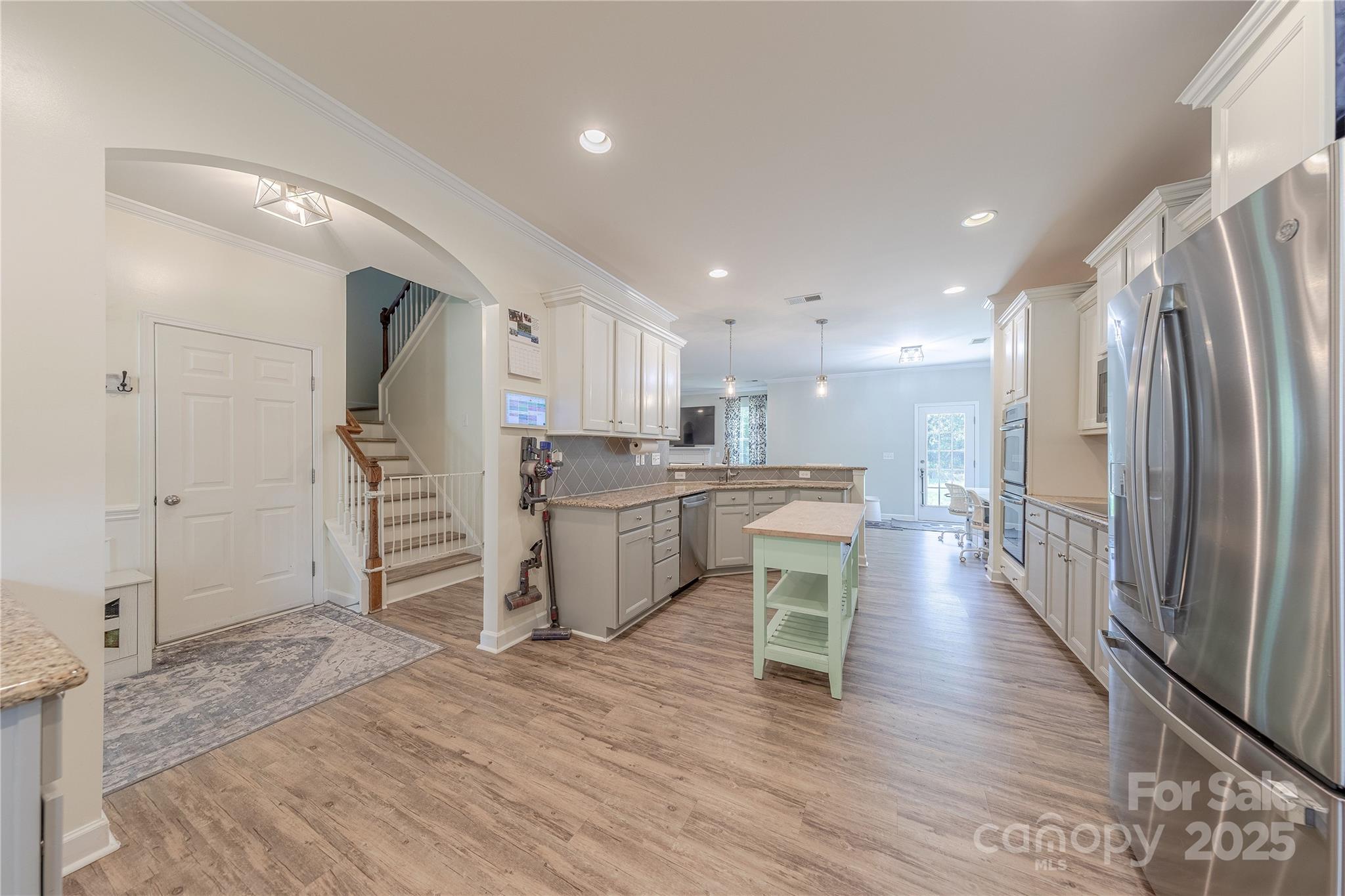 516 Fair Oaks Drive