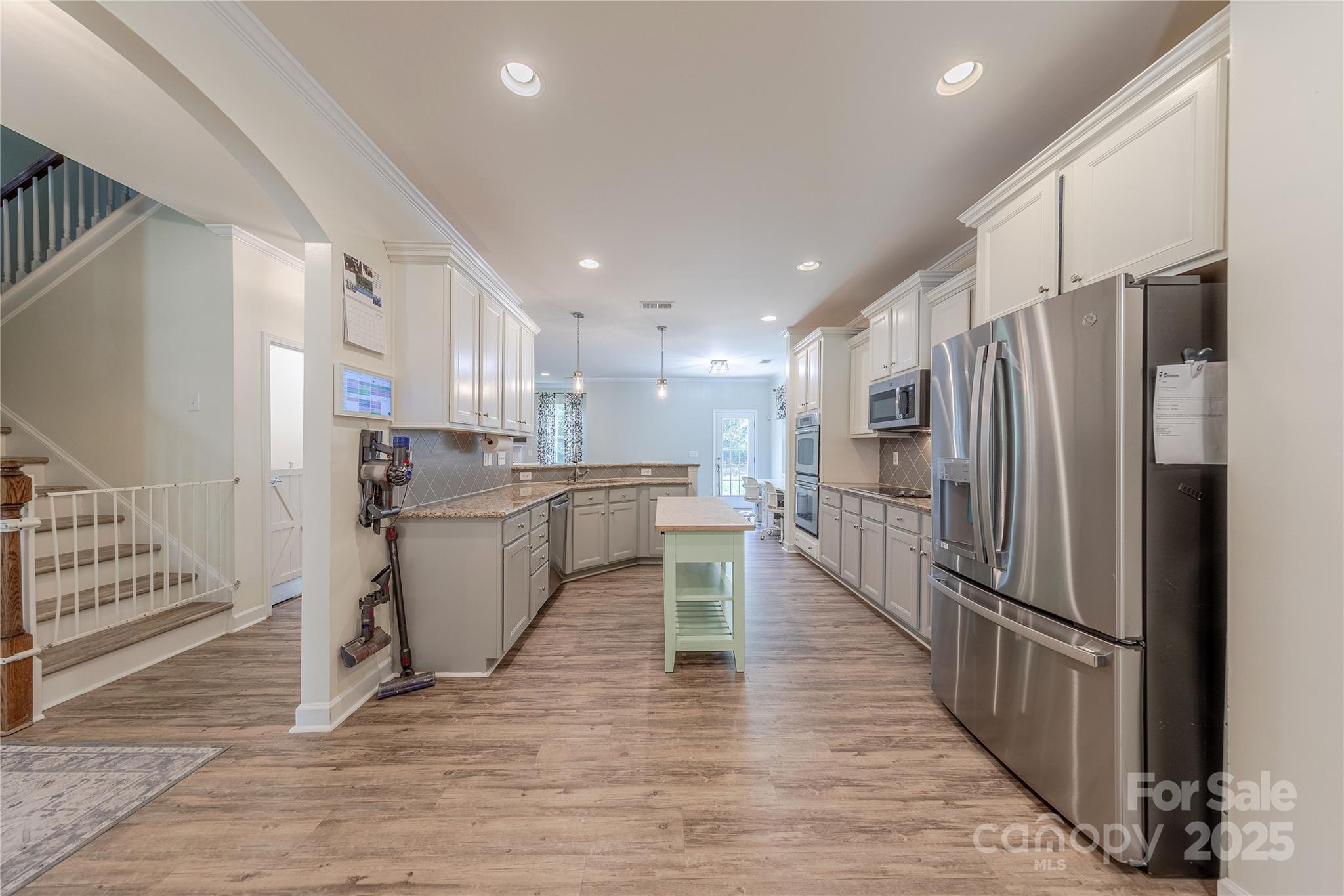 516 Fair Oaks Drive