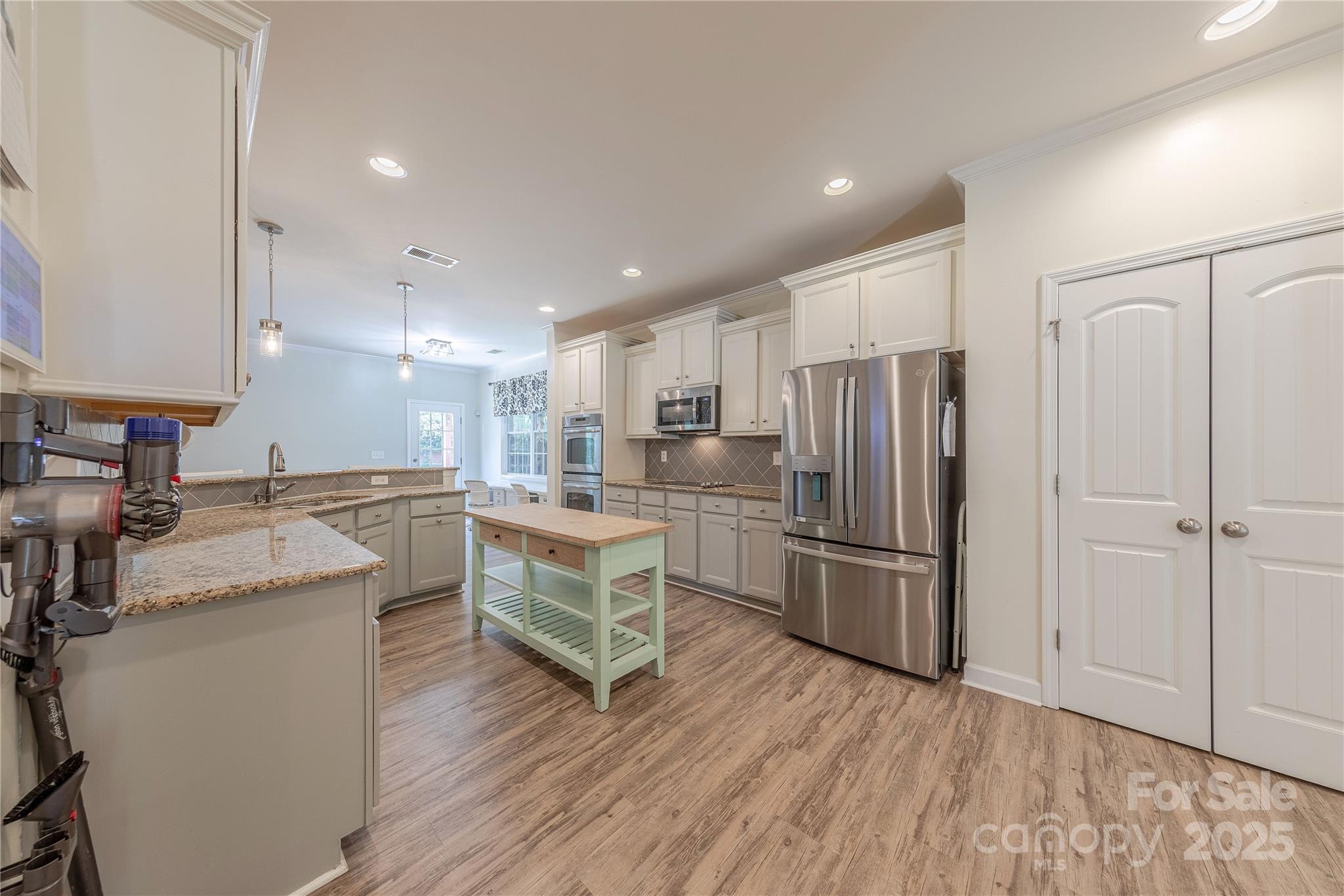 516 Fair Oaks Drive