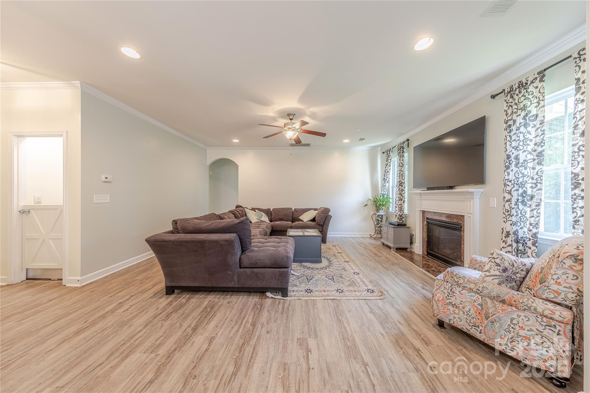 516 Fair Oaks Drive