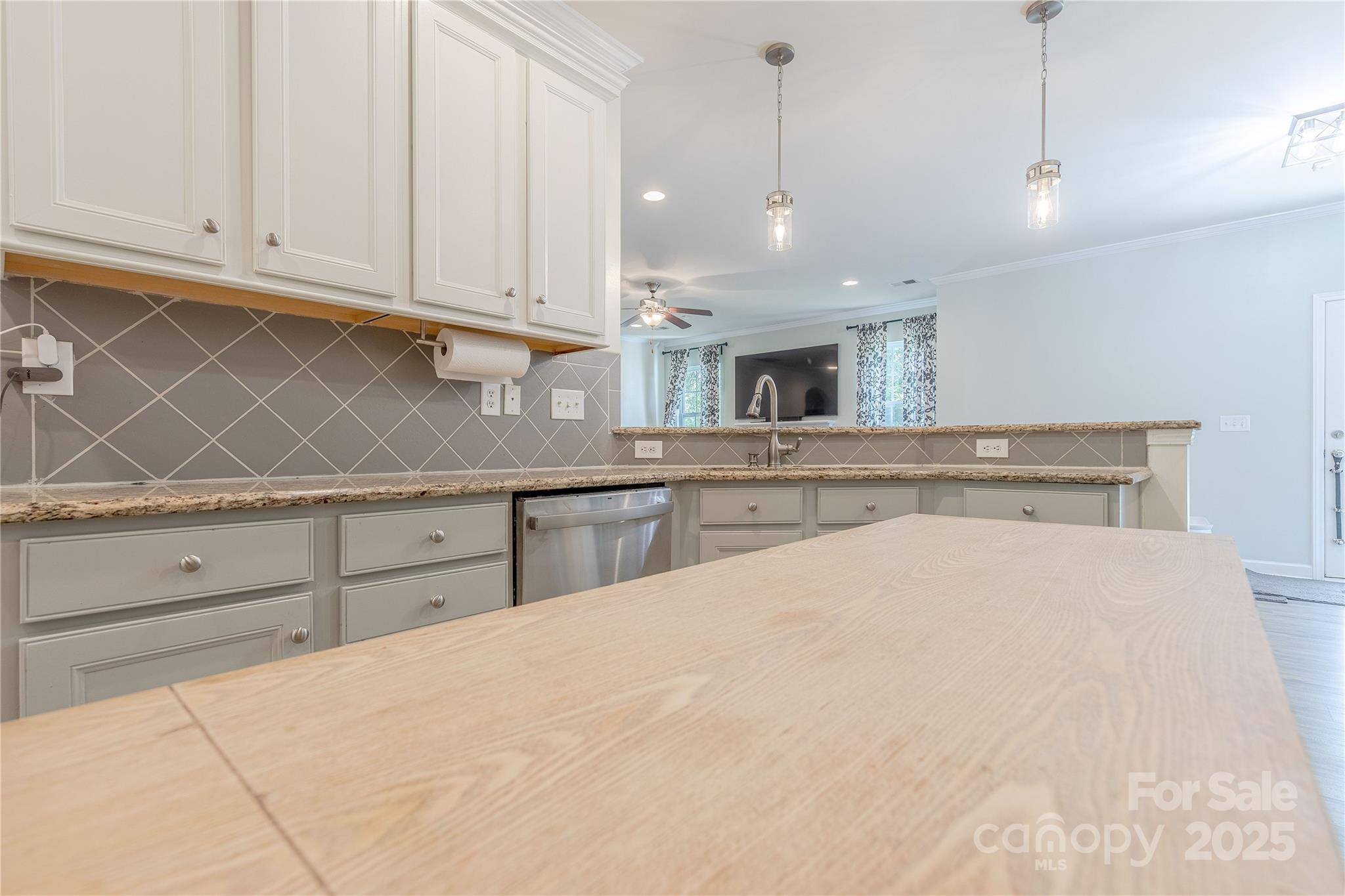 516 Fair Oaks Drive