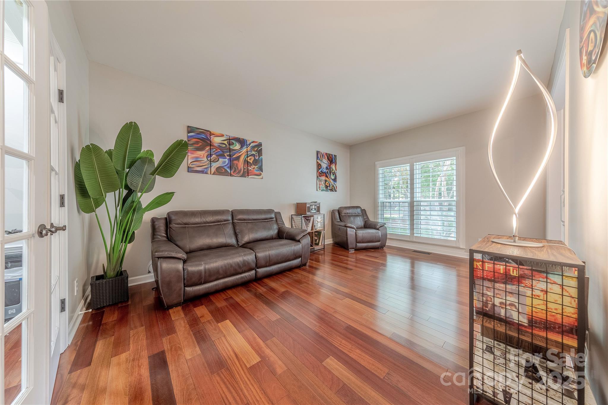 5707 Fairvista Drive