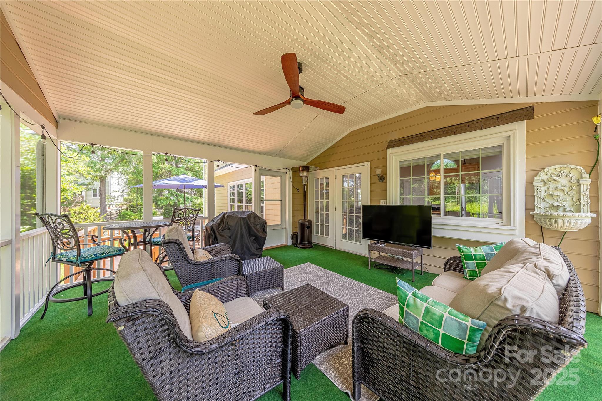 5707 Fairvista Drive
