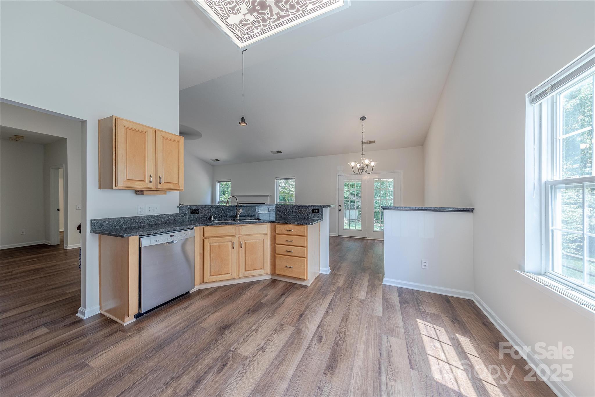 901 Clearbrook Road