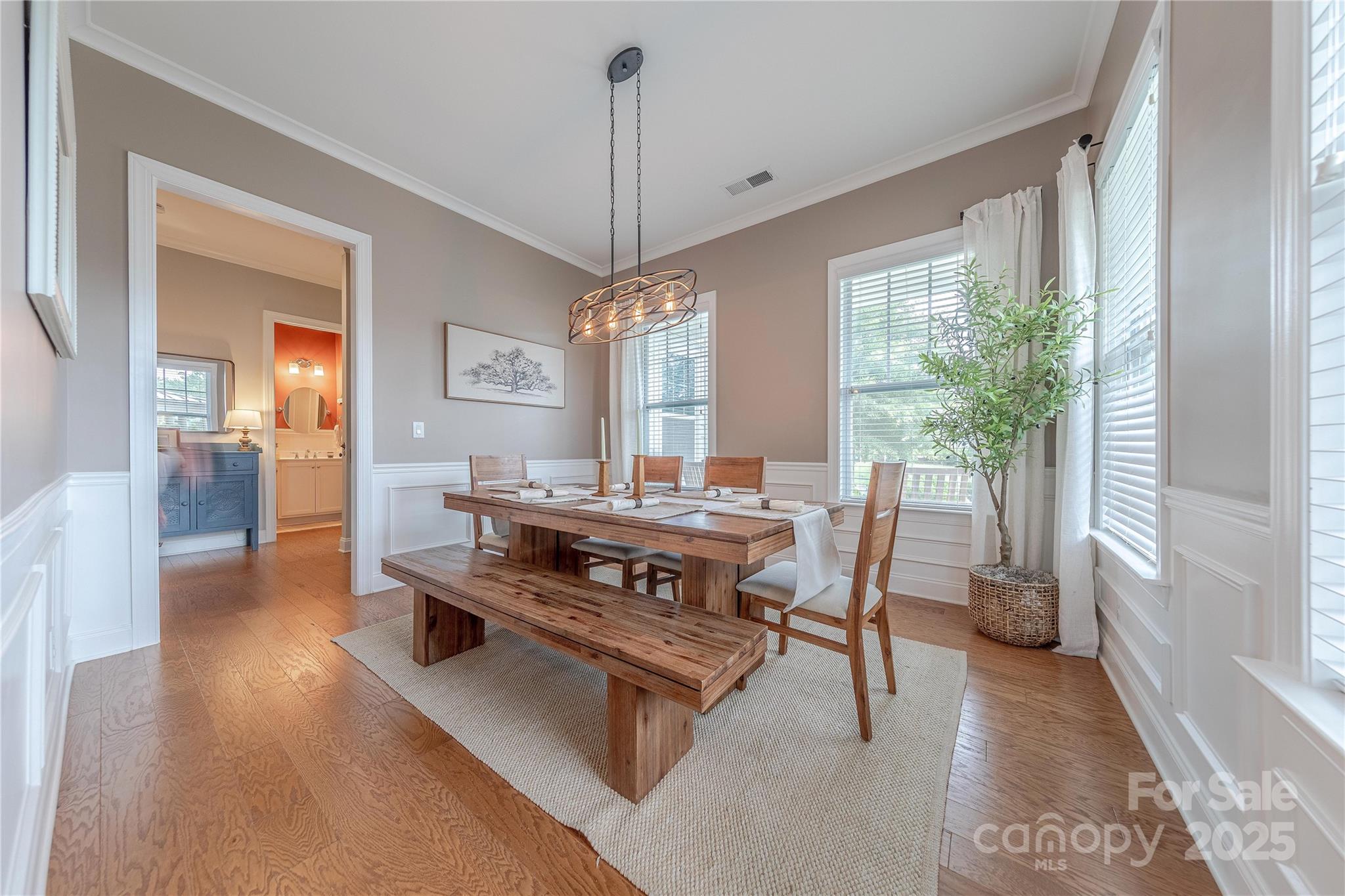 5256 Meadowcroft Way