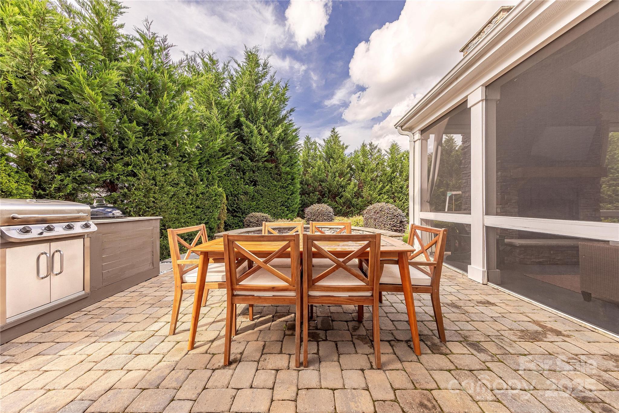 5256 Meadowcroft Way
