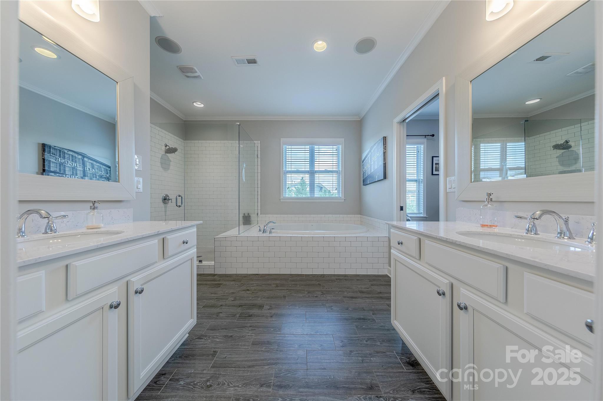 5256 Meadowcroft Way