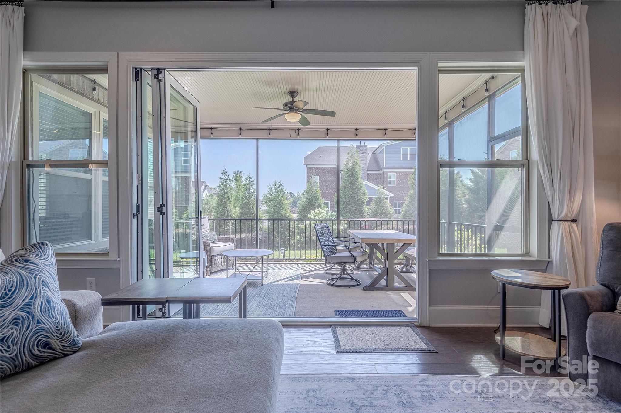 5266 Meadowcroft Way