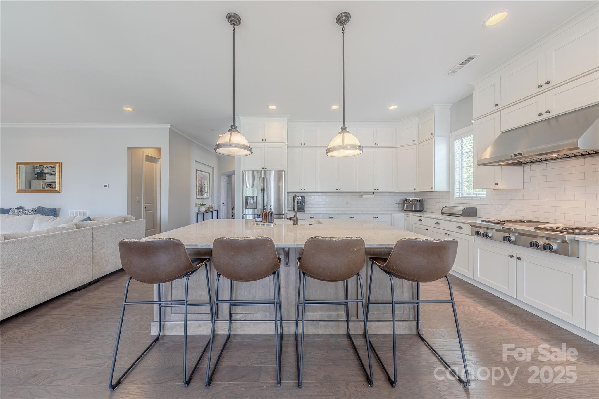 5266 Meadowcroft Way