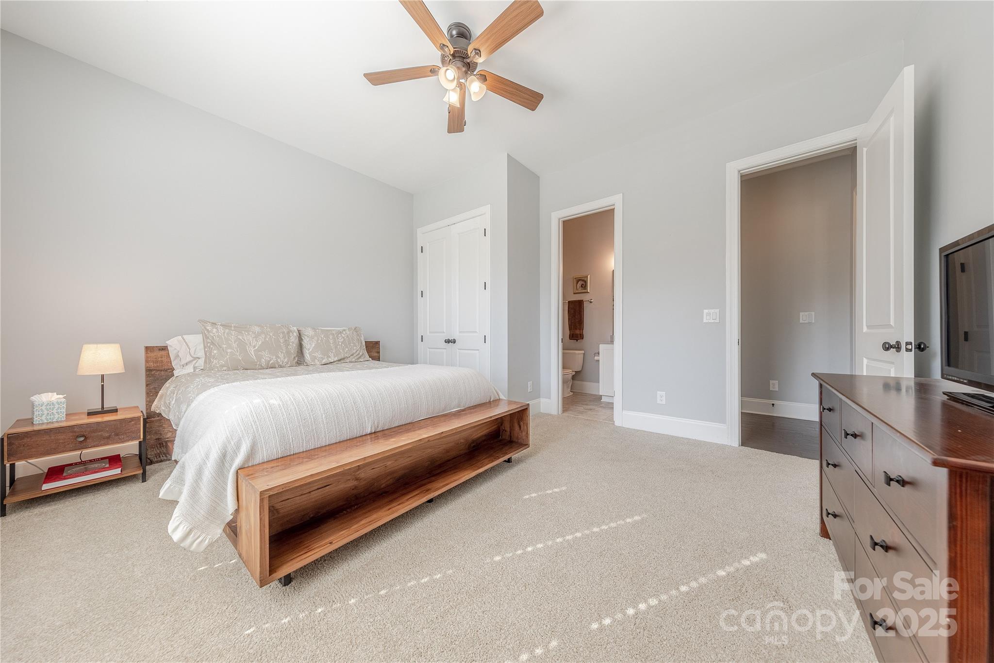 5266 Meadowcroft Way
