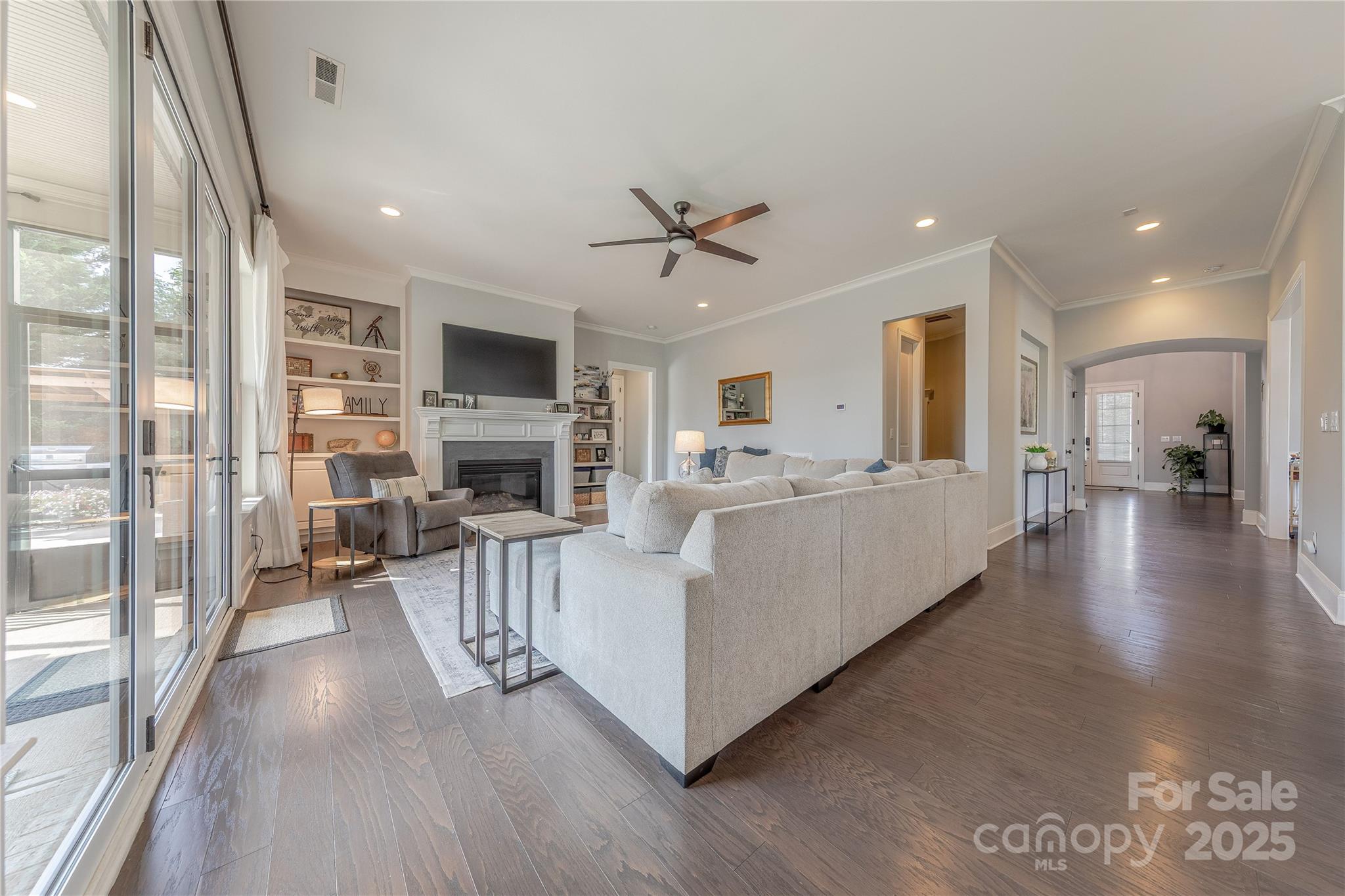 5266 Meadowcroft Way