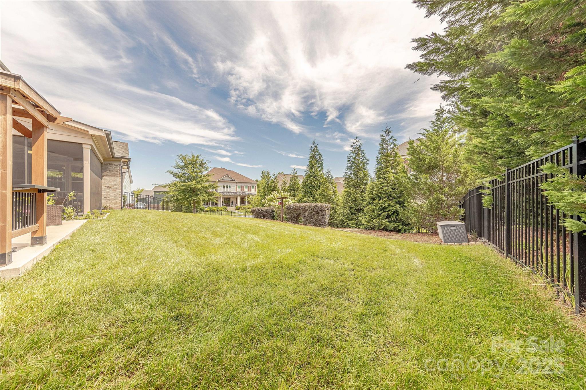 5266 Meadowcroft Way