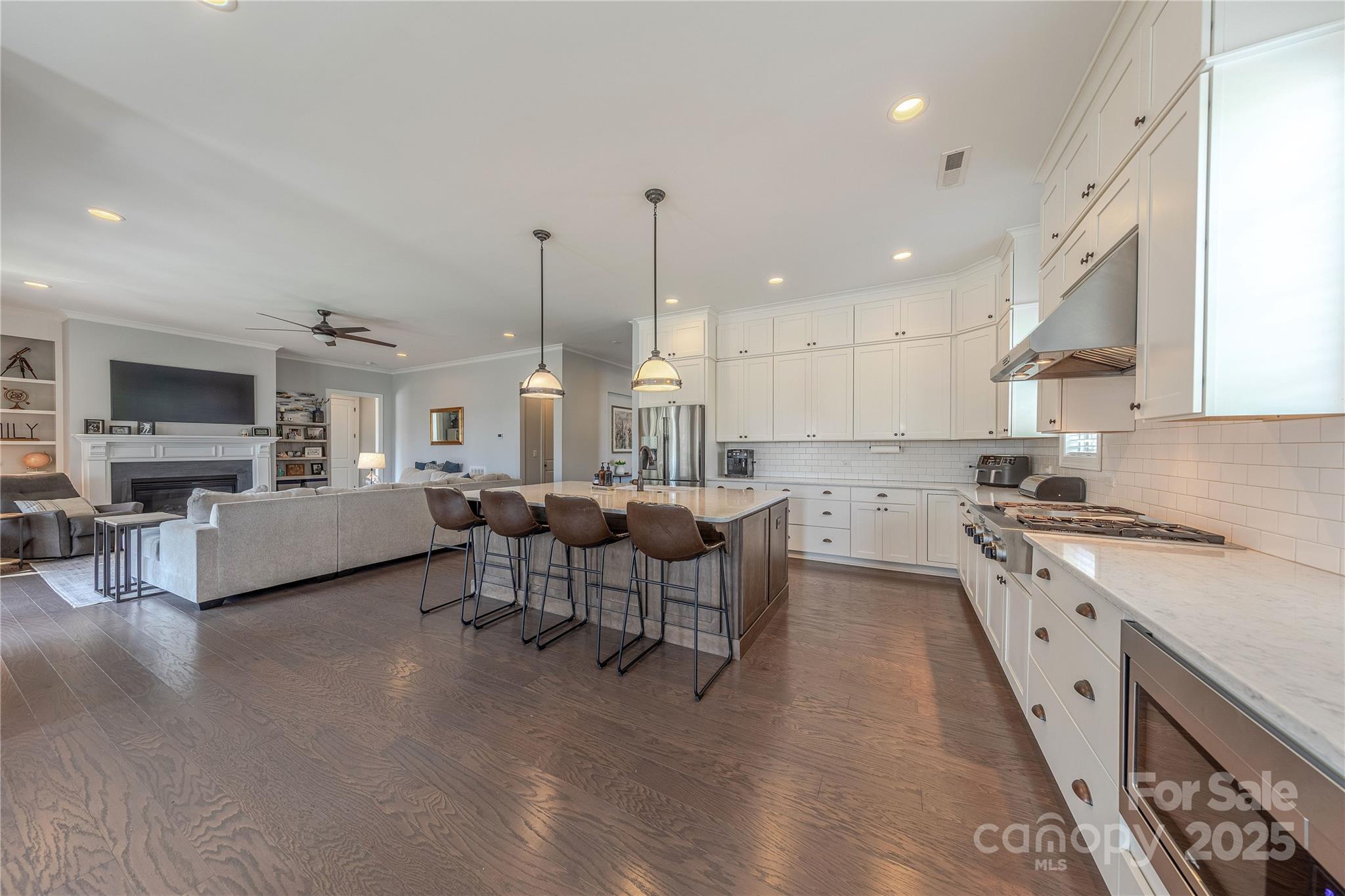 5266 Meadowcroft Way