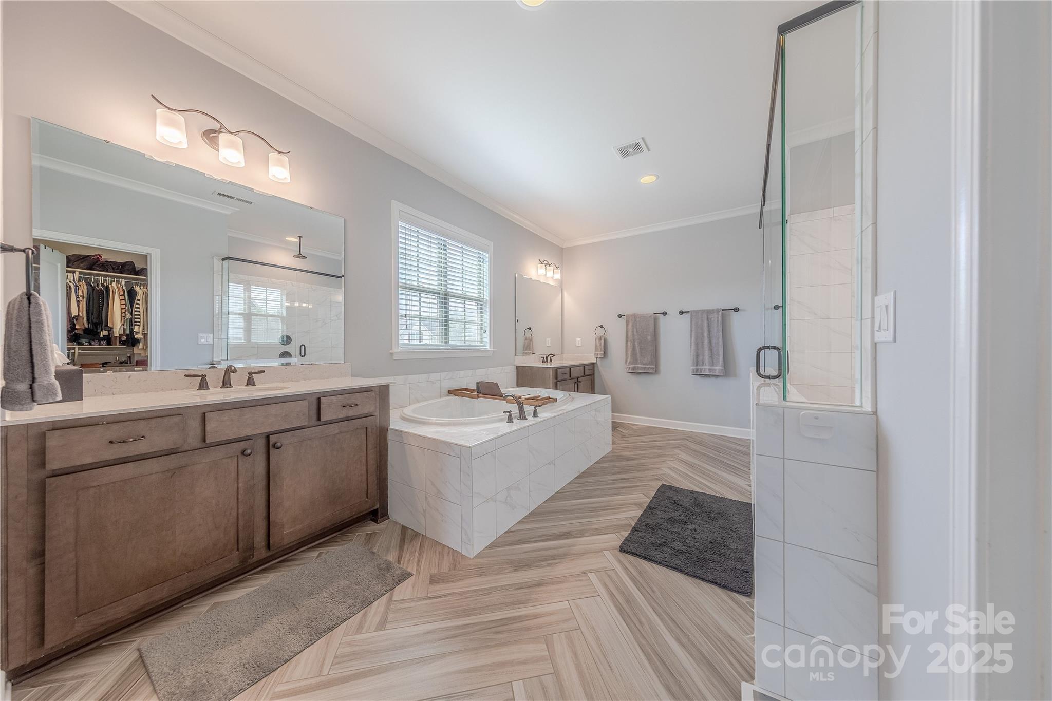 5266 Meadowcroft Way