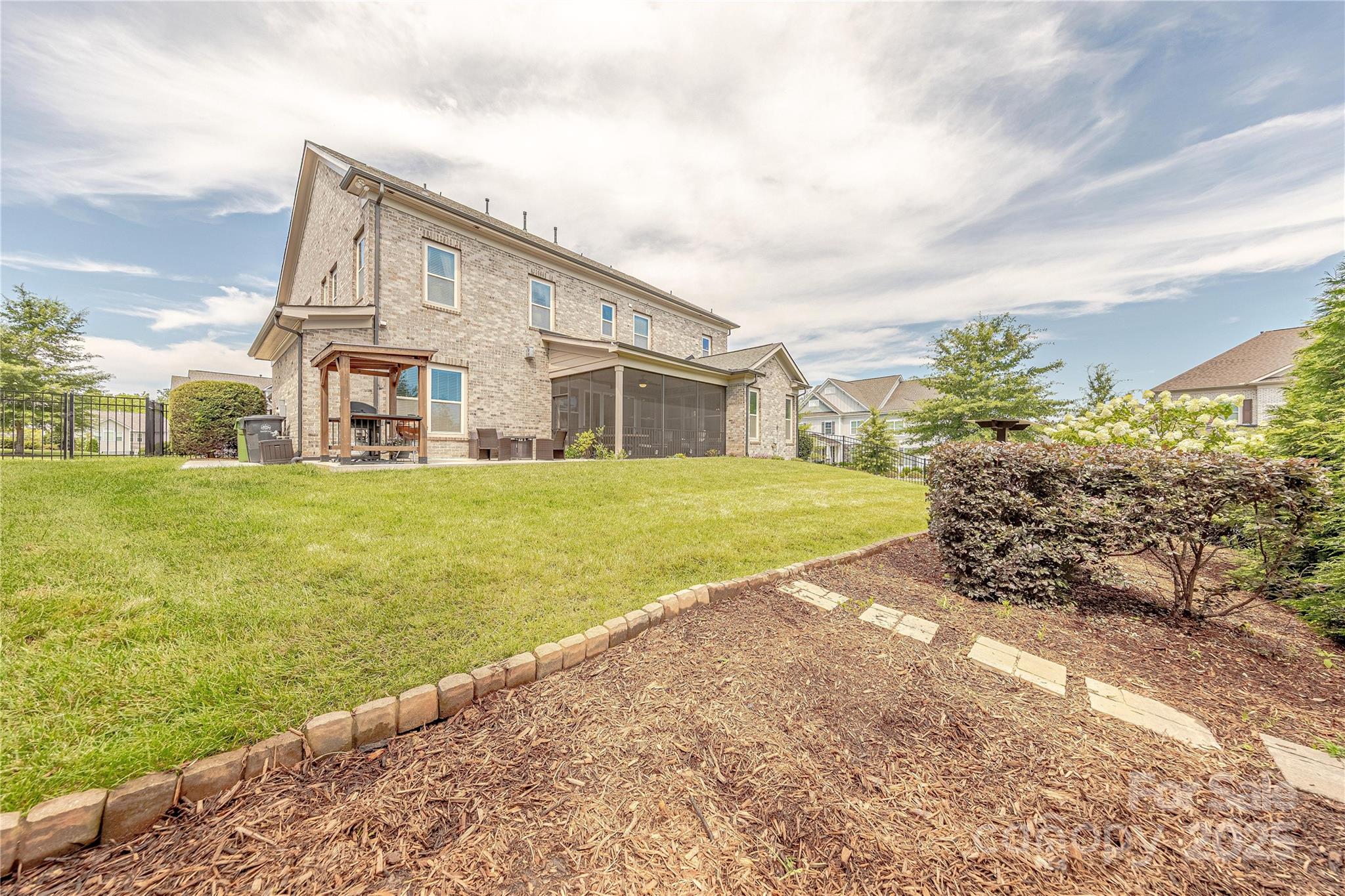 5266 Meadowcroft Way