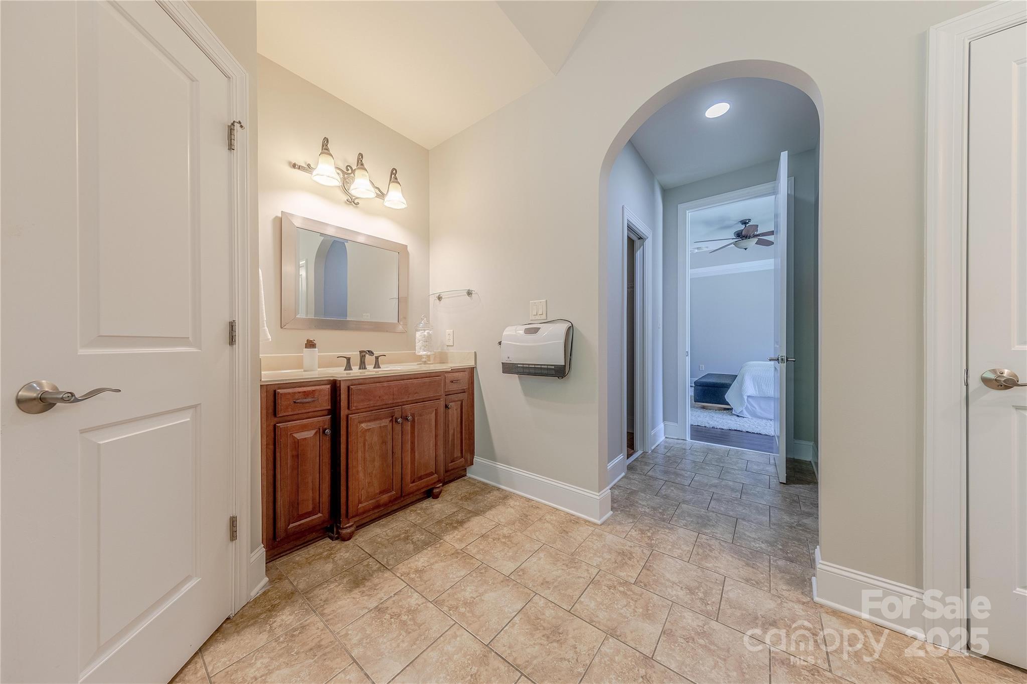 4113 Hoffmeister Drive