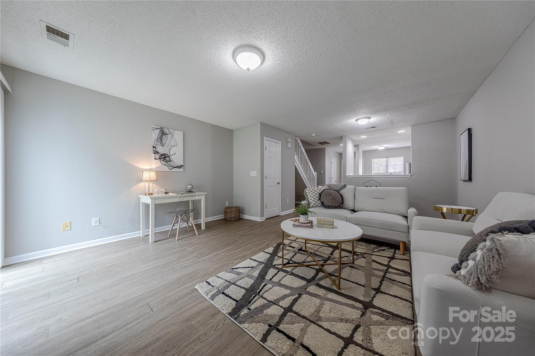 1809 Birch Heights Court