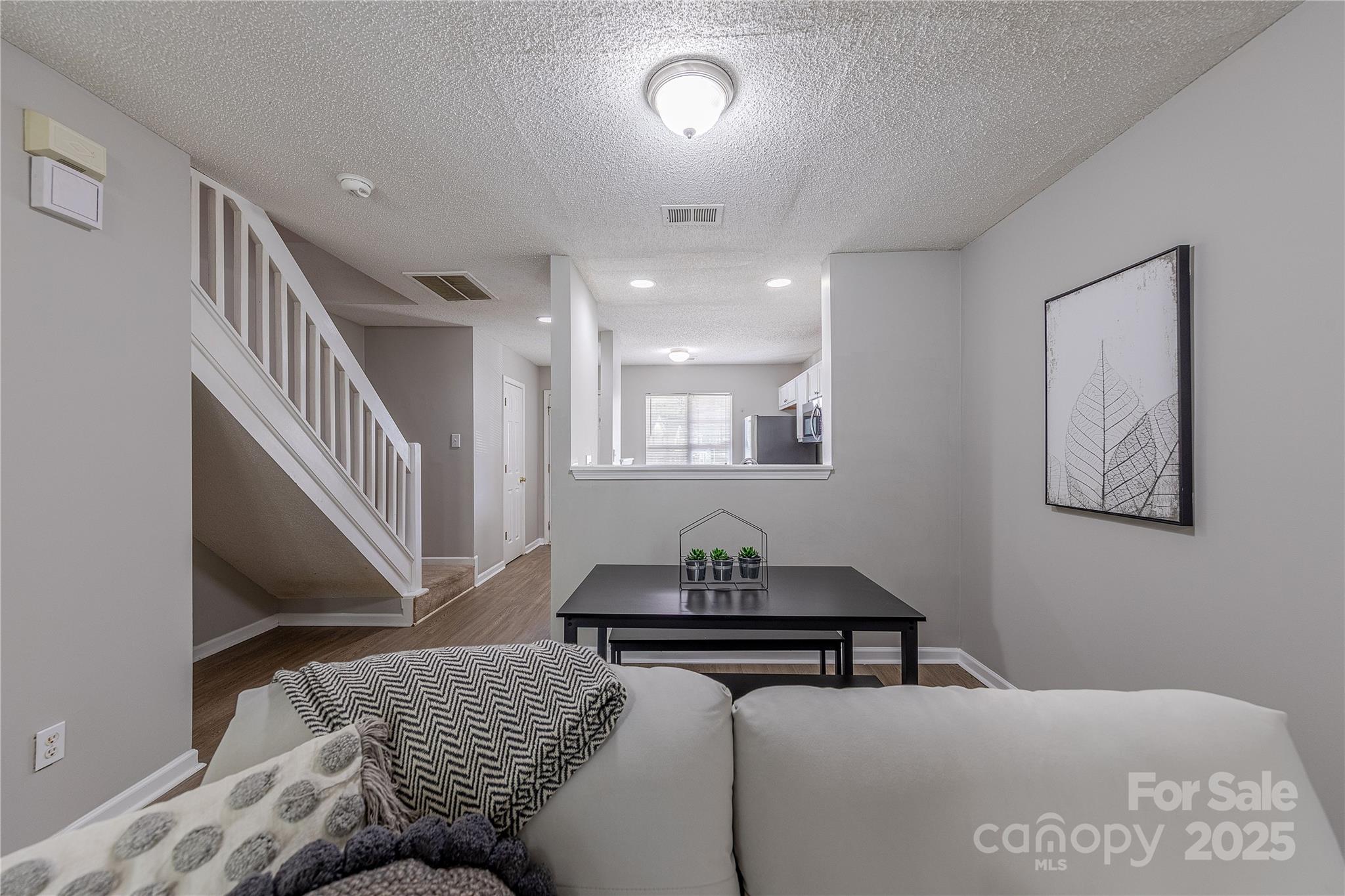 1809 Birch Heights Court