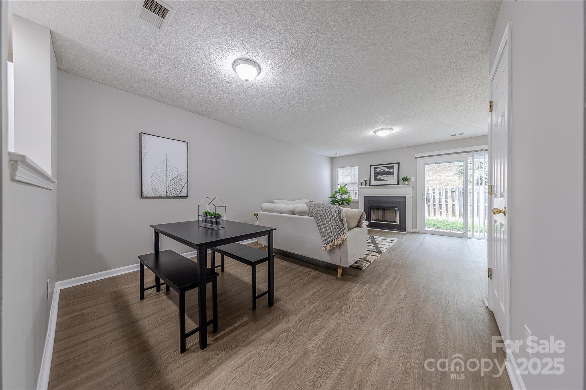 1809 Birch Heights Court