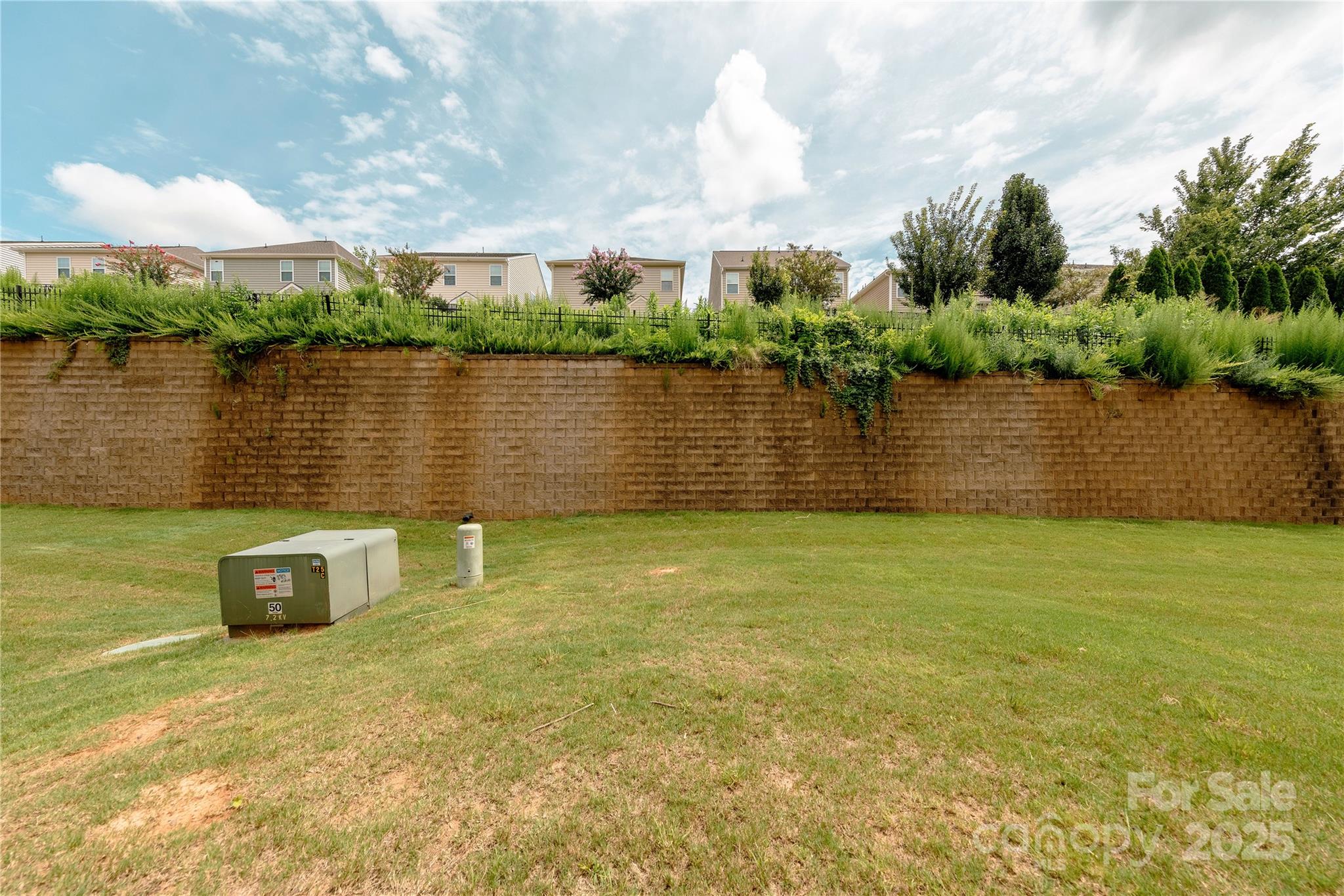 543 Common Raven Court