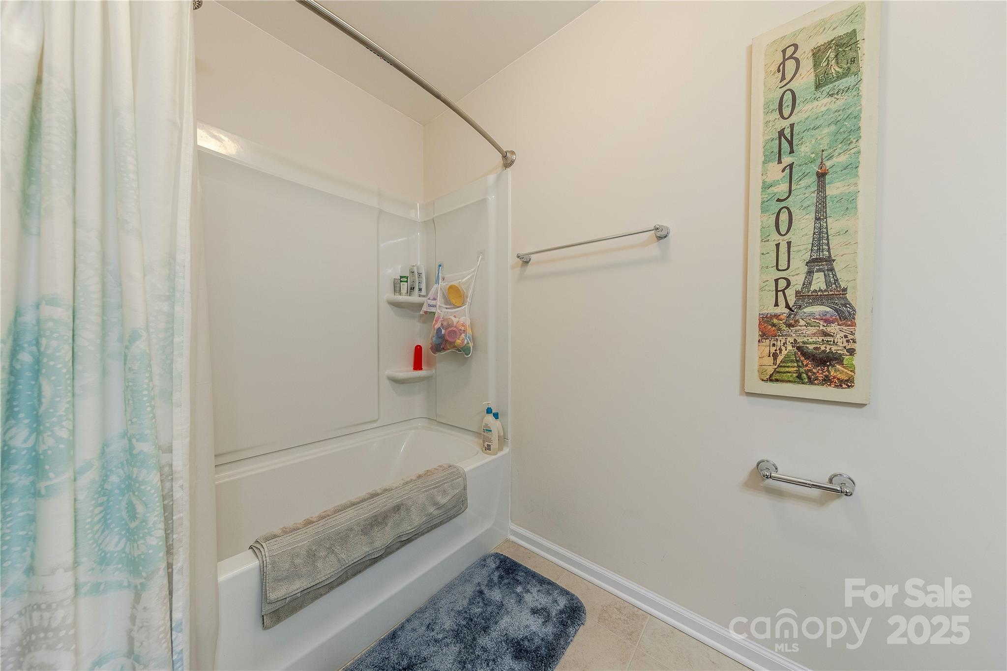 543 Common Raven Court