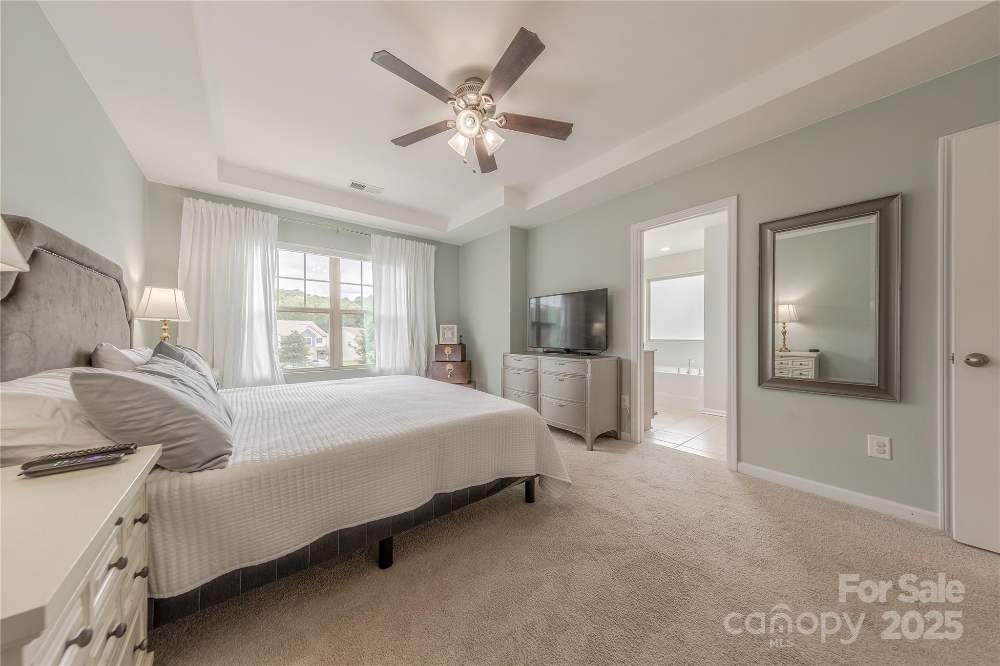 543 Common Raven Court