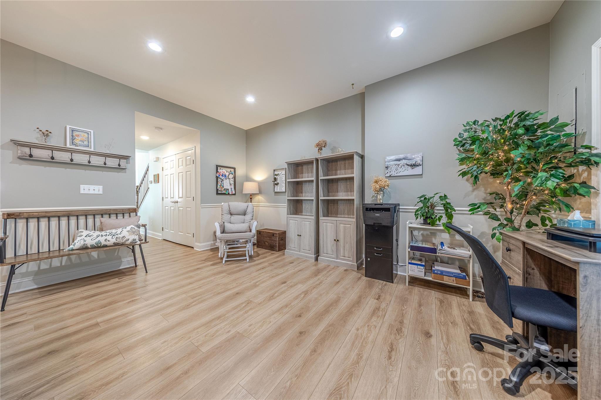4004 Christine Lane