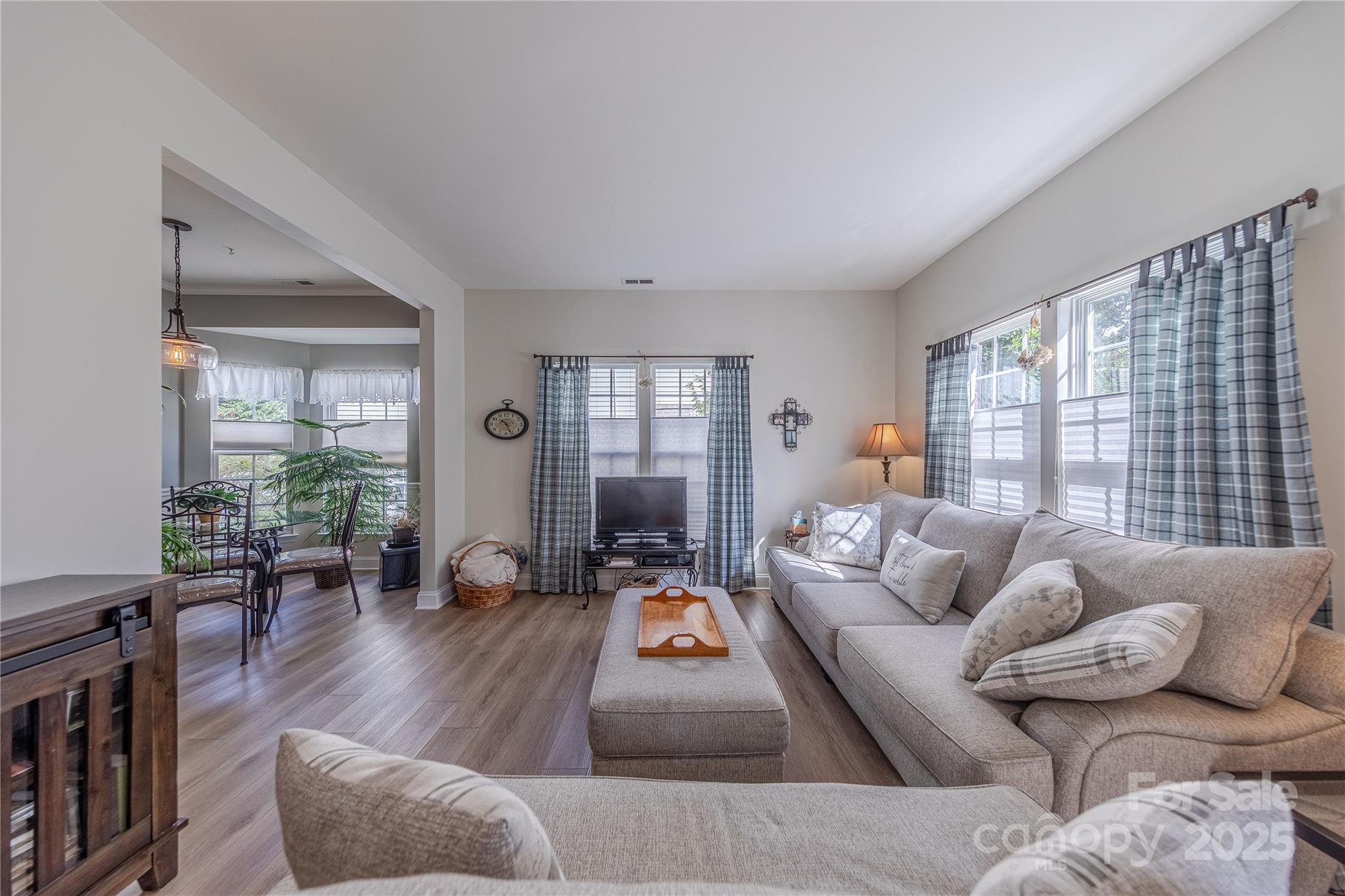 4004 Christine Lane