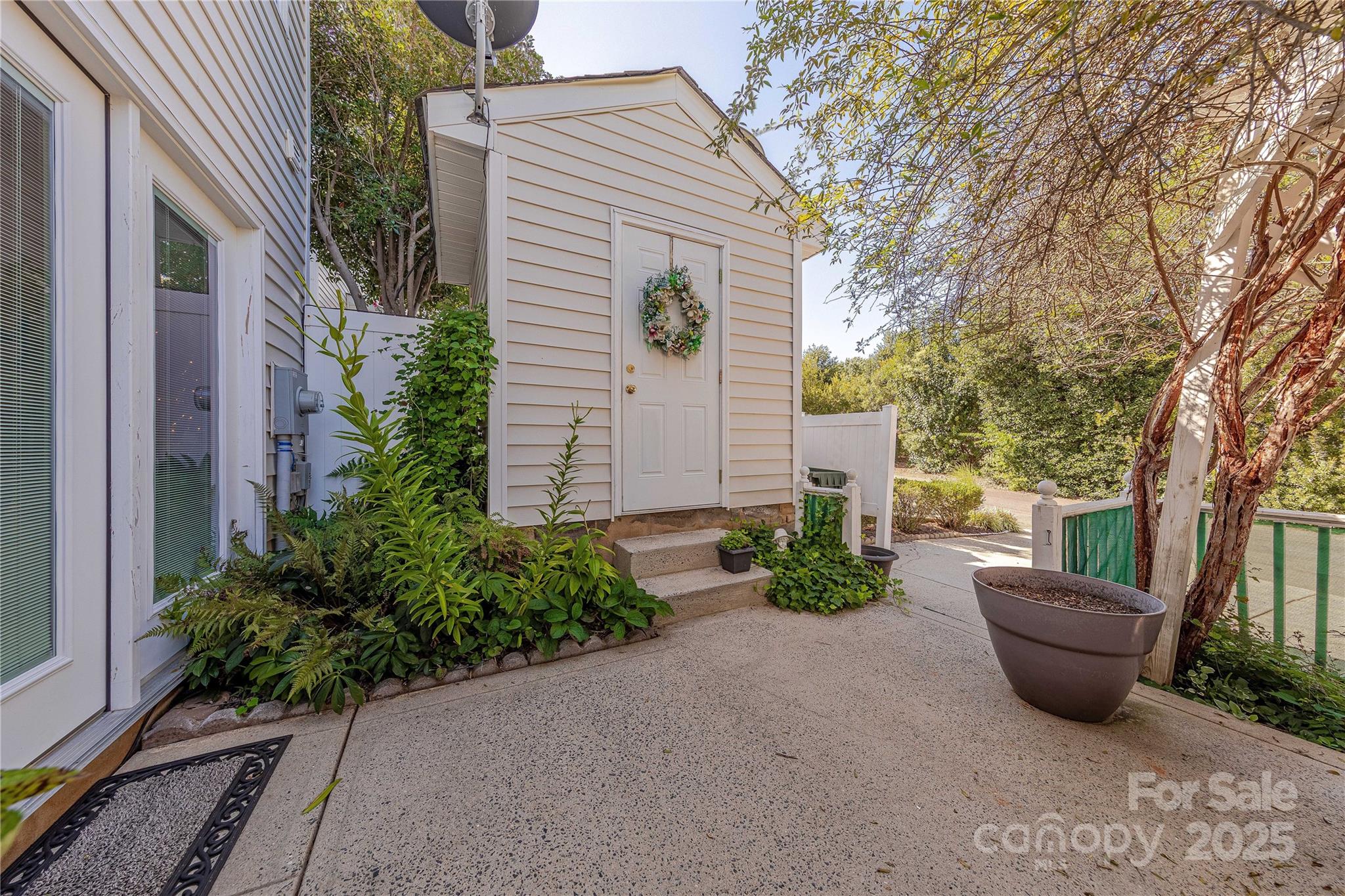 4004 Christine Lane