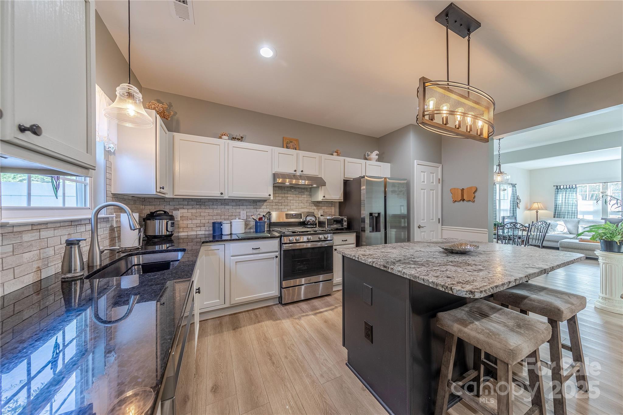 4004 Christine Lane