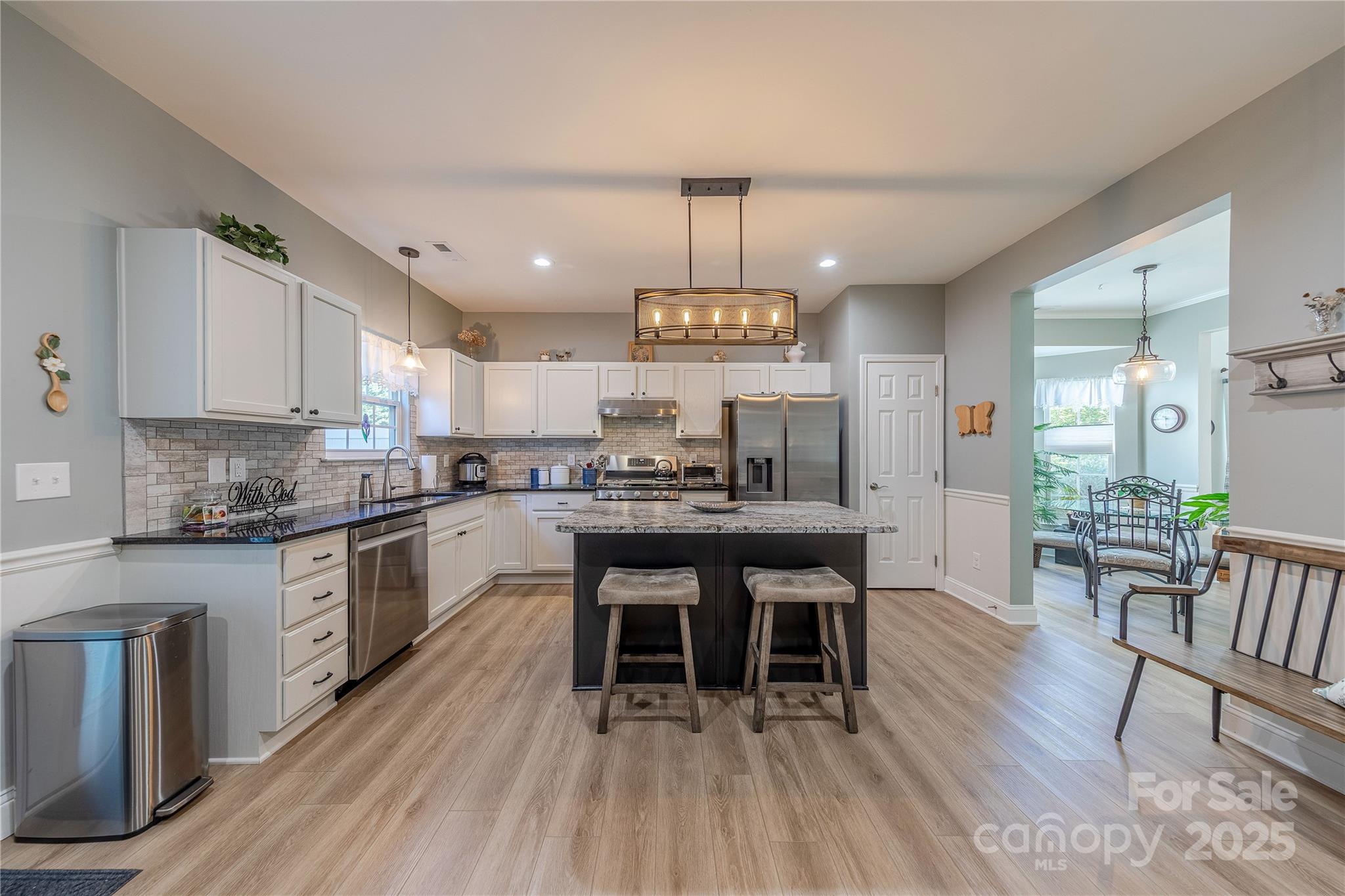 4004 Christine Lane