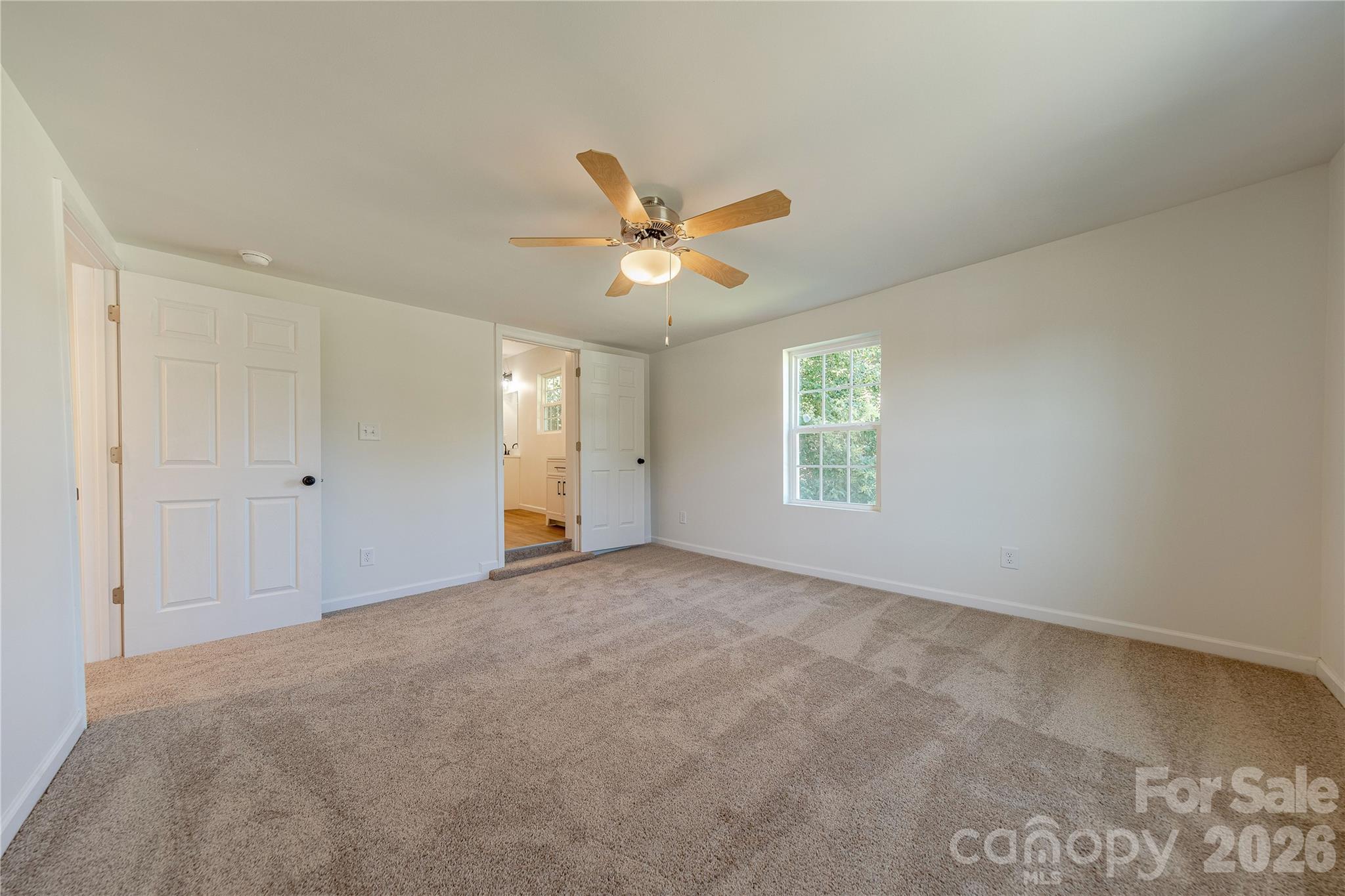 214 E Washington Avenue