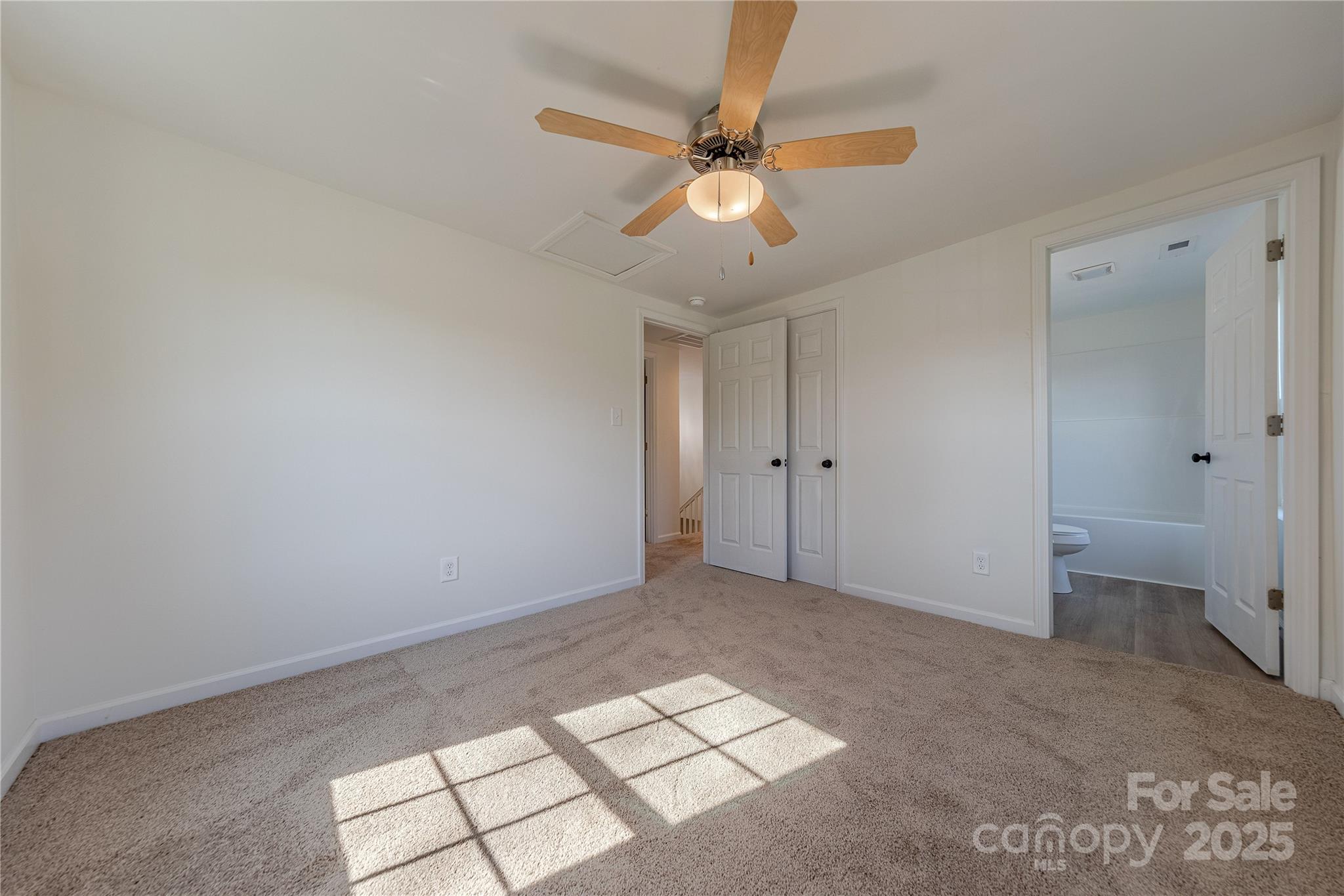 214 E Washington Avenue